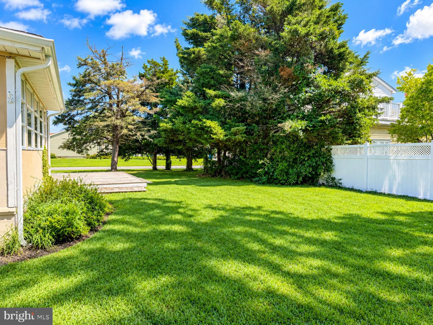 139 LOGANBERRY LANE