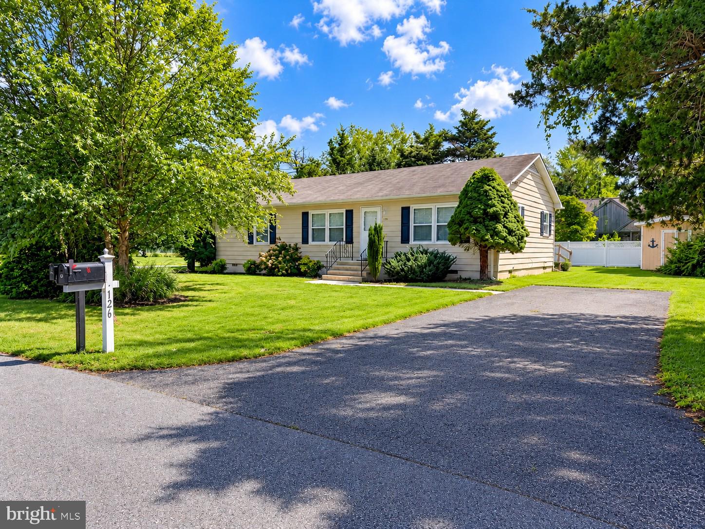 139 LOGANBERRY LANE