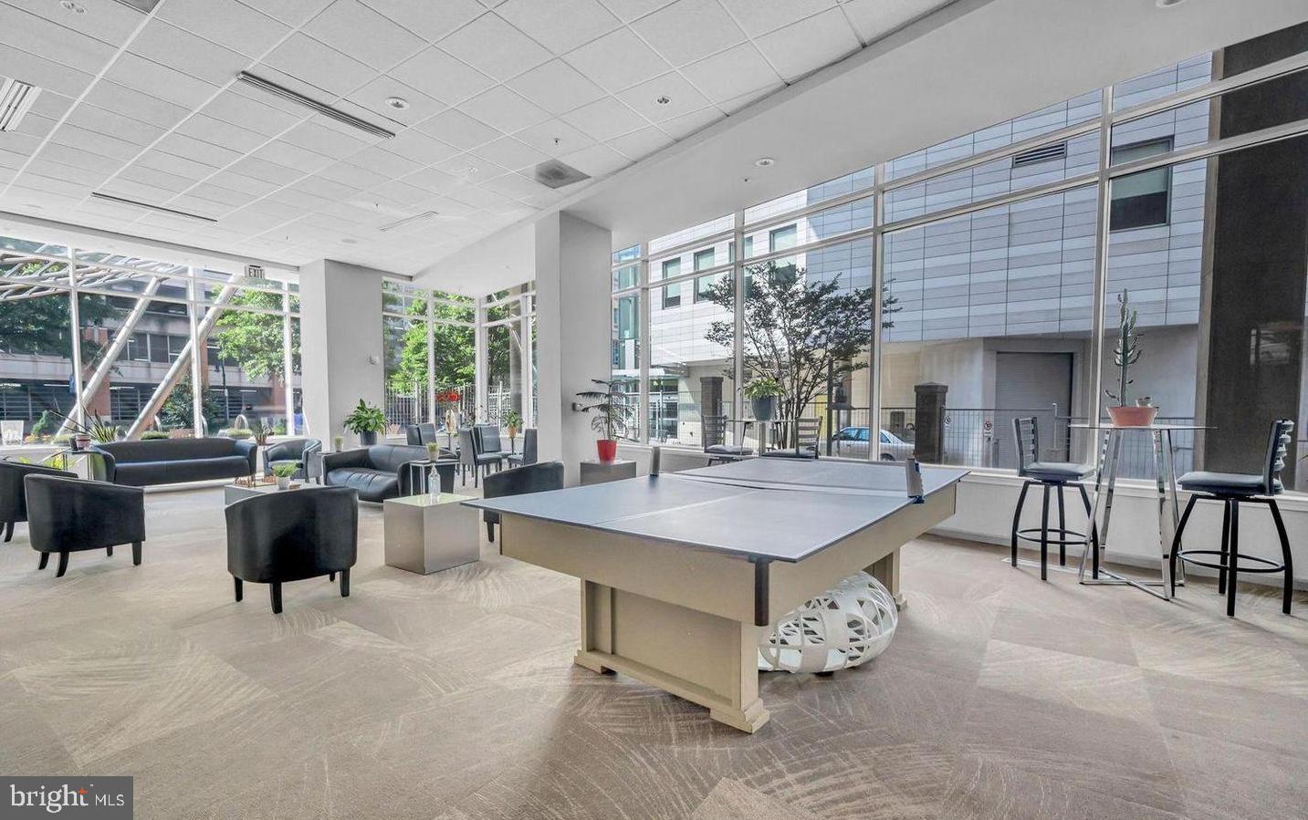 CRESCENT - Residential Lease