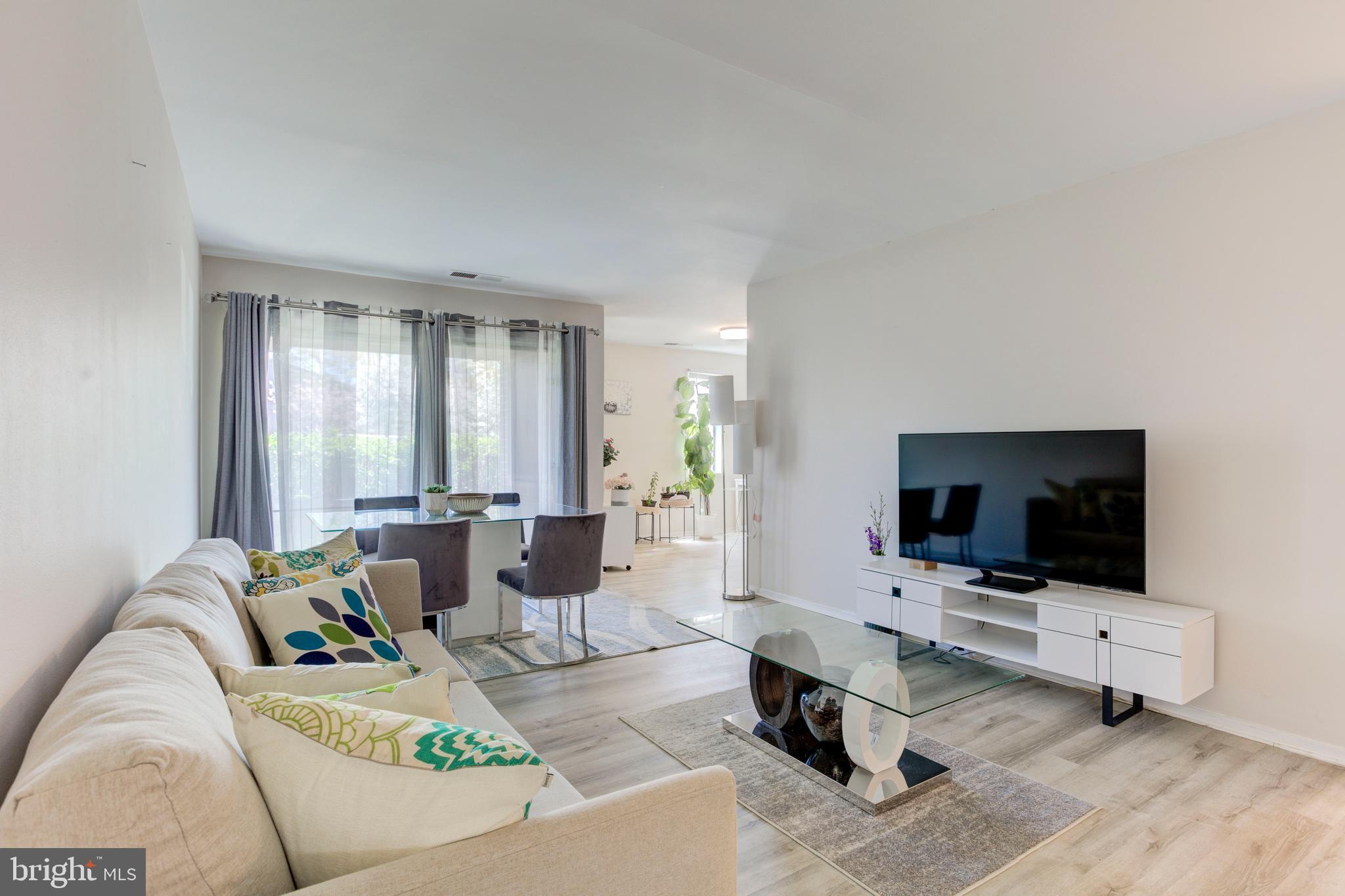 JEFFERSON MEWS - Residential