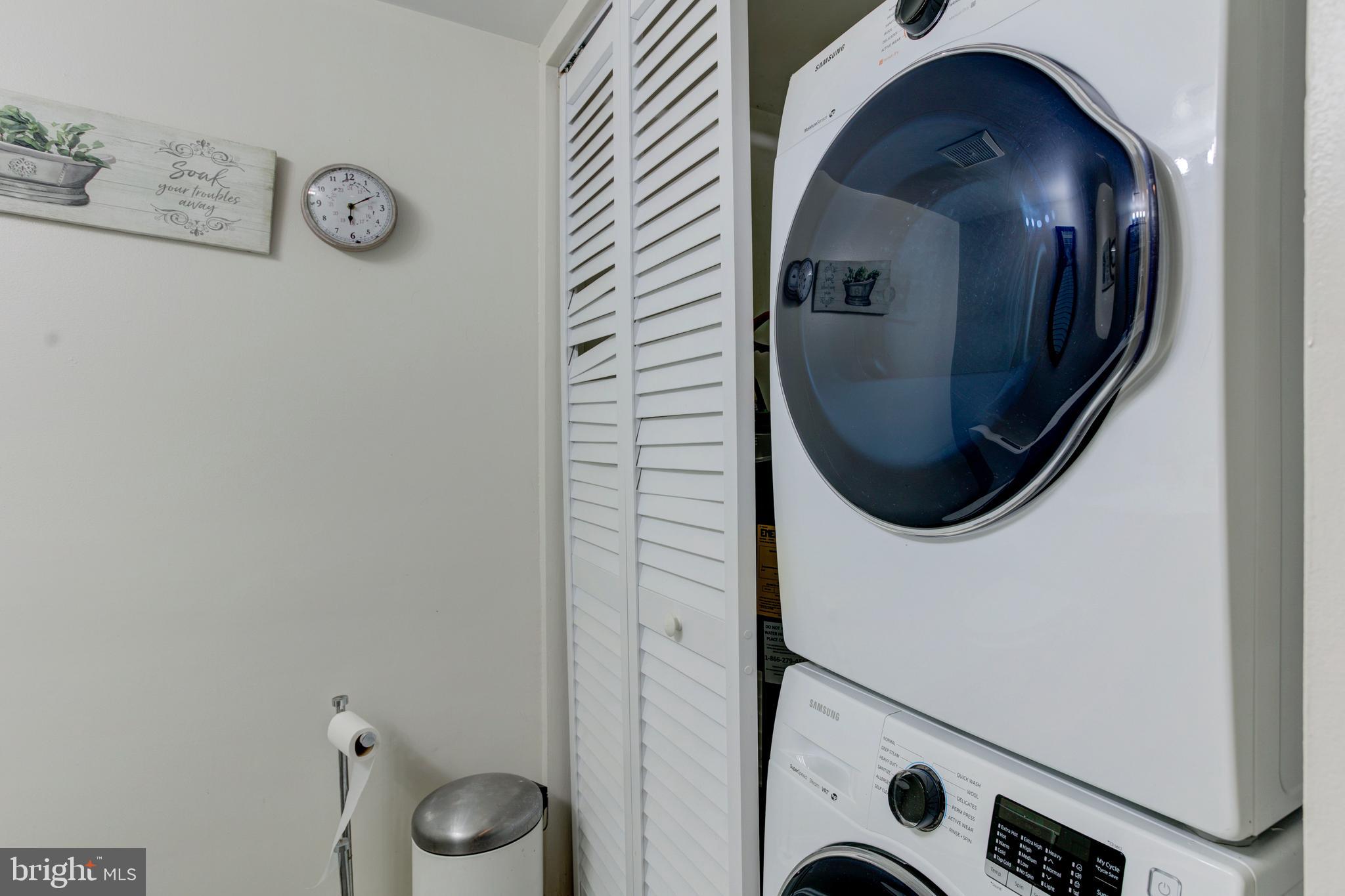 JEFFERSON MEWS - Residential