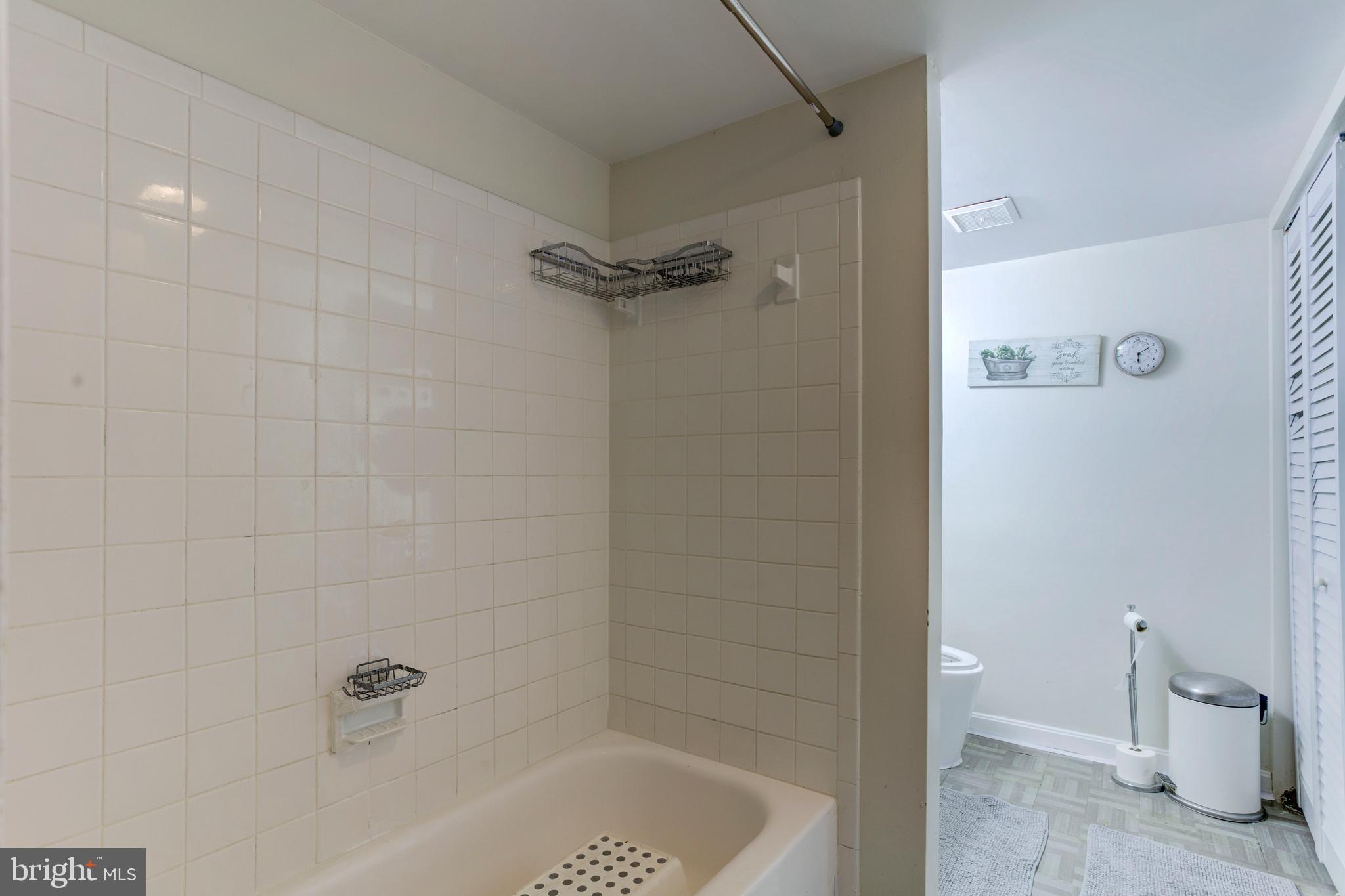 JEFFERSON MEWS - Residential