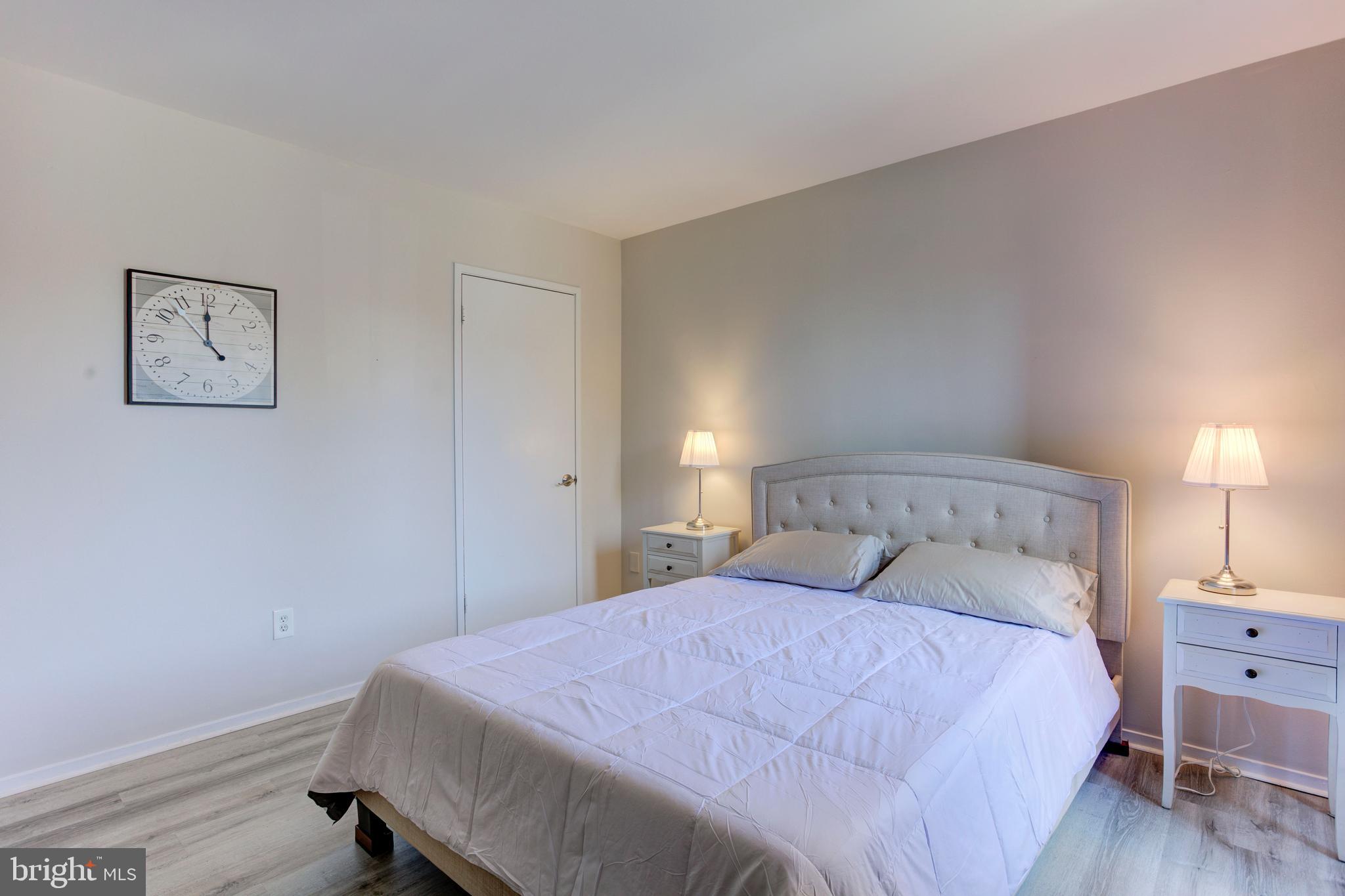 JEFFERSON MEWS - Residential