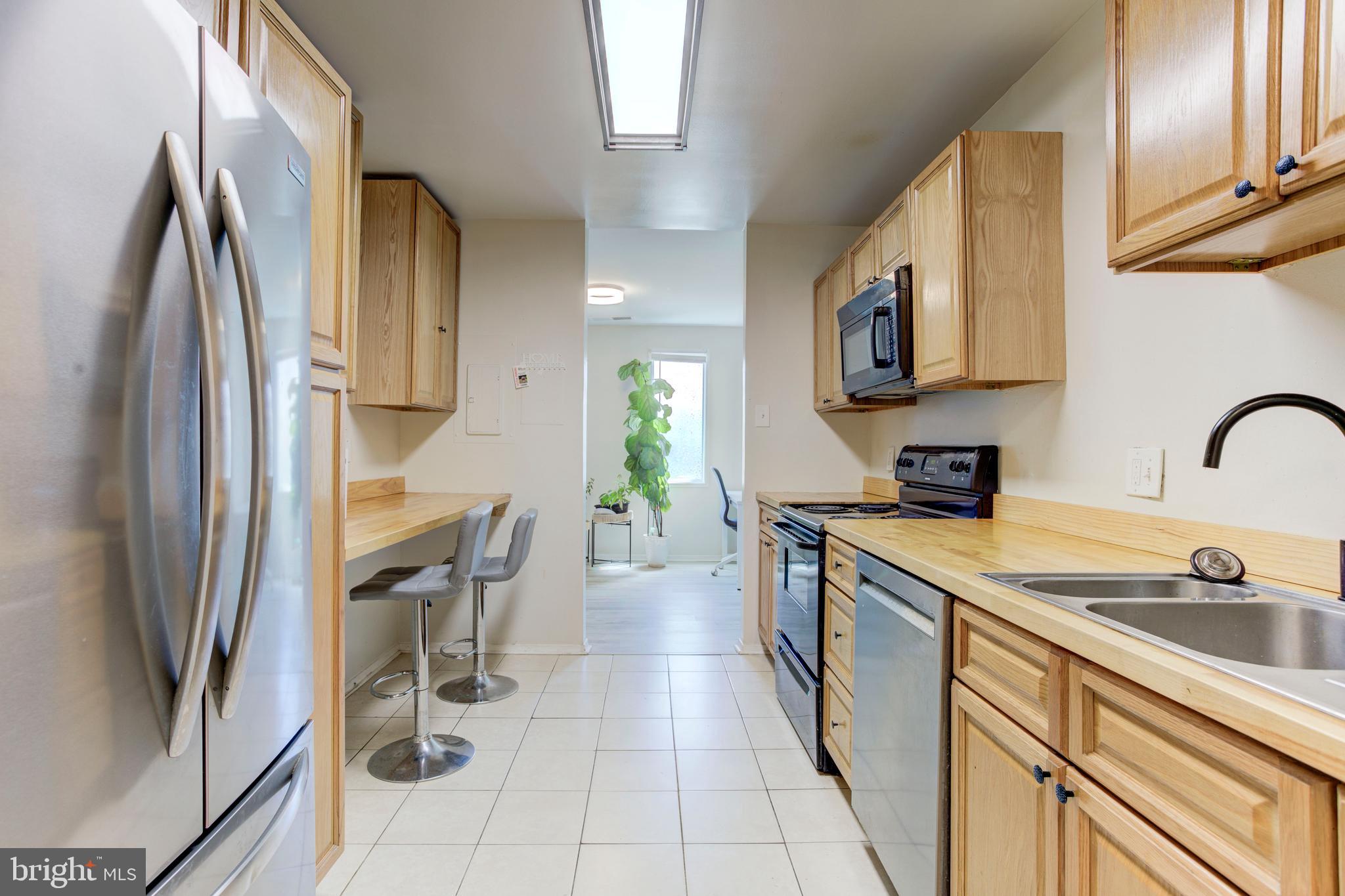 JEFFERSON MEWS - Residential