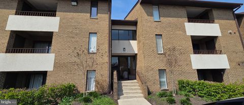 Condo For Sale - 509 Florida Avenue #T4<br/> Fairfax County, HERNDON, VA 20170