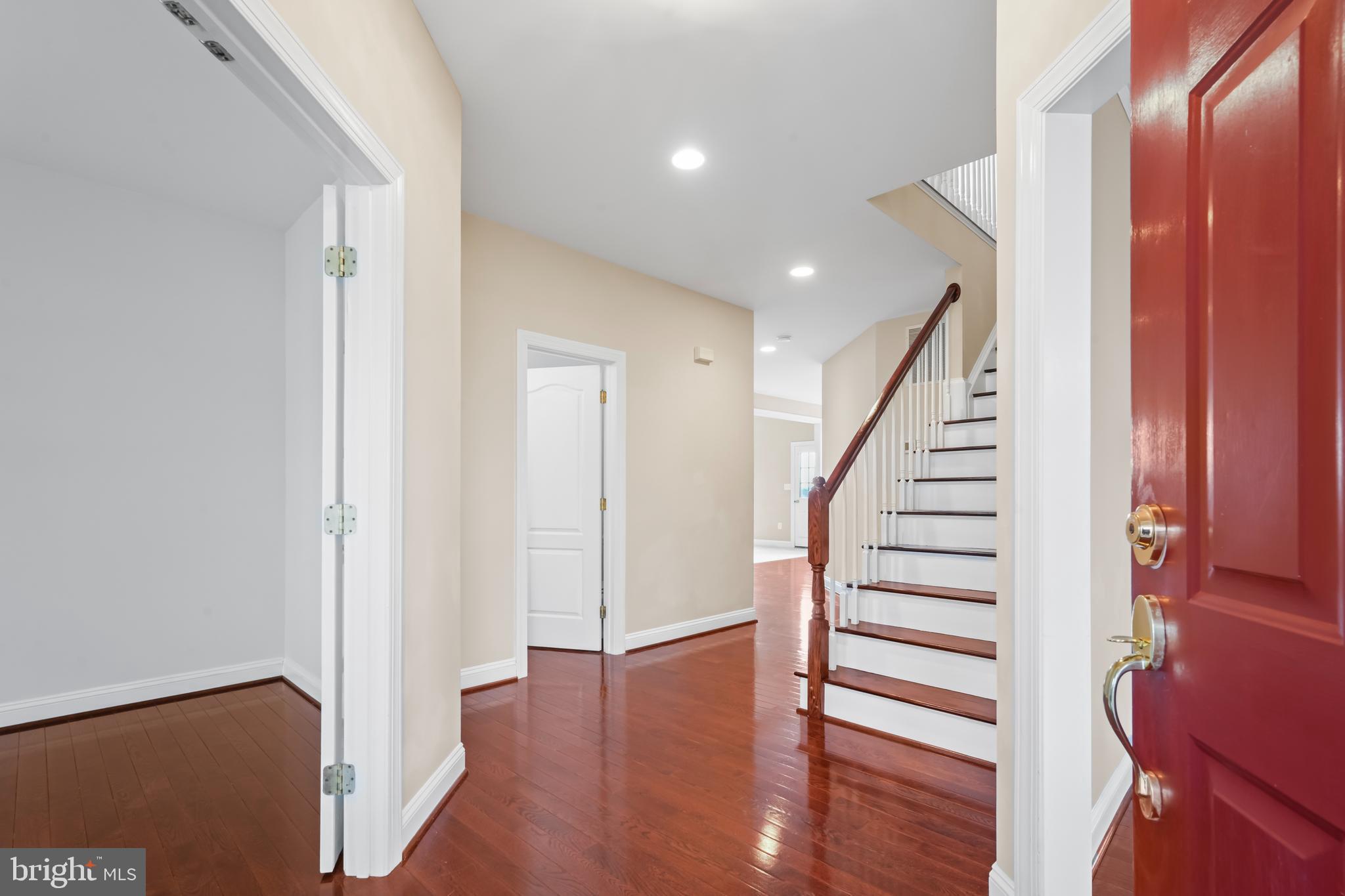 WATERFORD MEADOWS - Residential