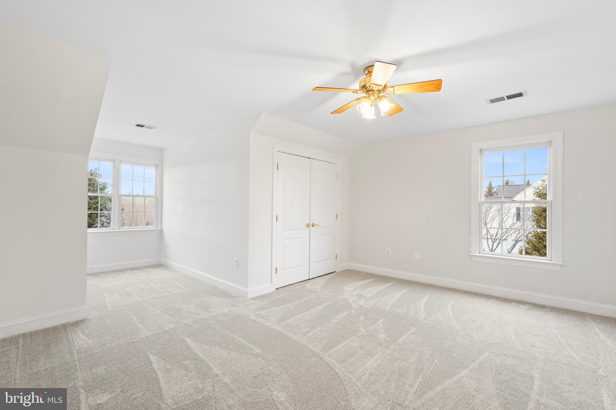 WATERFORD MEADOWS - Residential