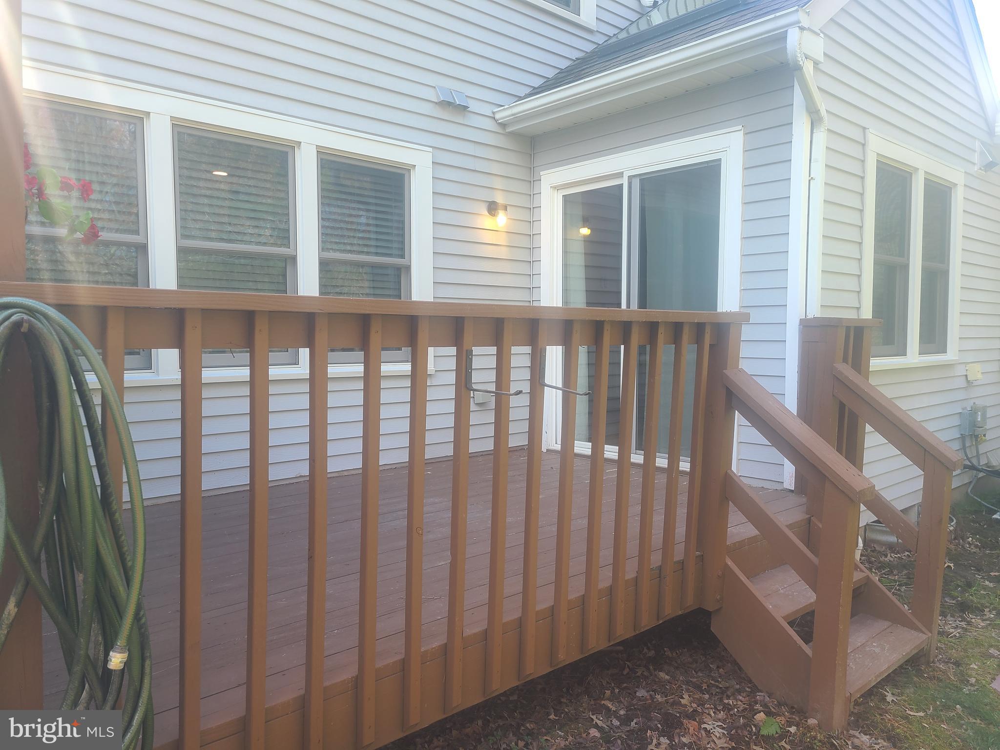 MONTGOMERY GREENE - Residential Lease