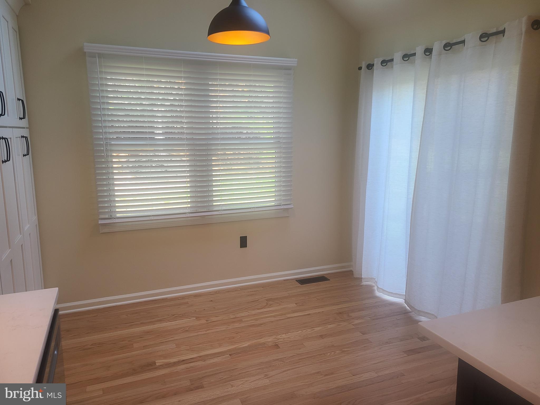 MONTGOMERY GREENE - Residential Lease