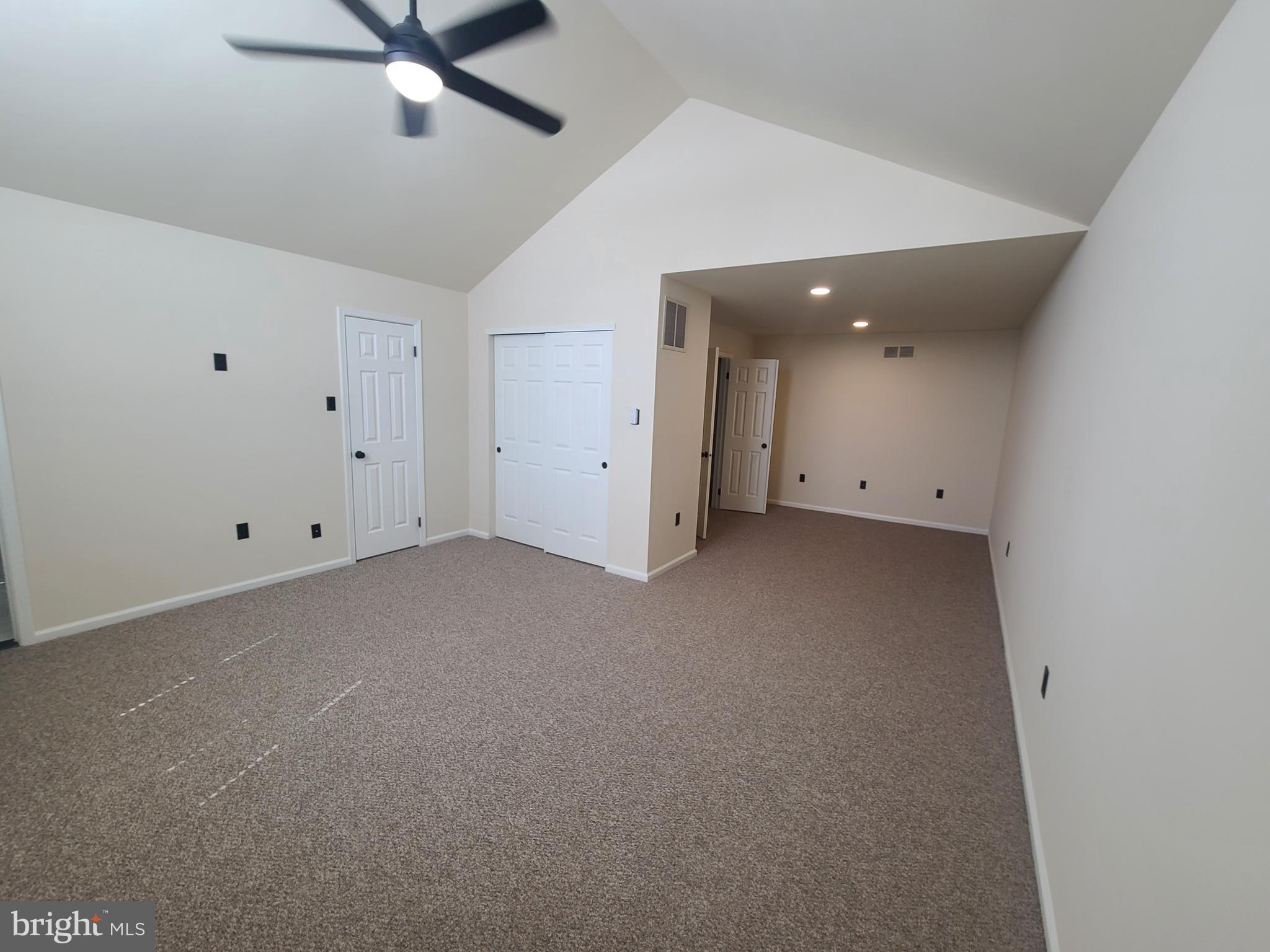 MONTGOMERY GREENE - Residential Lease