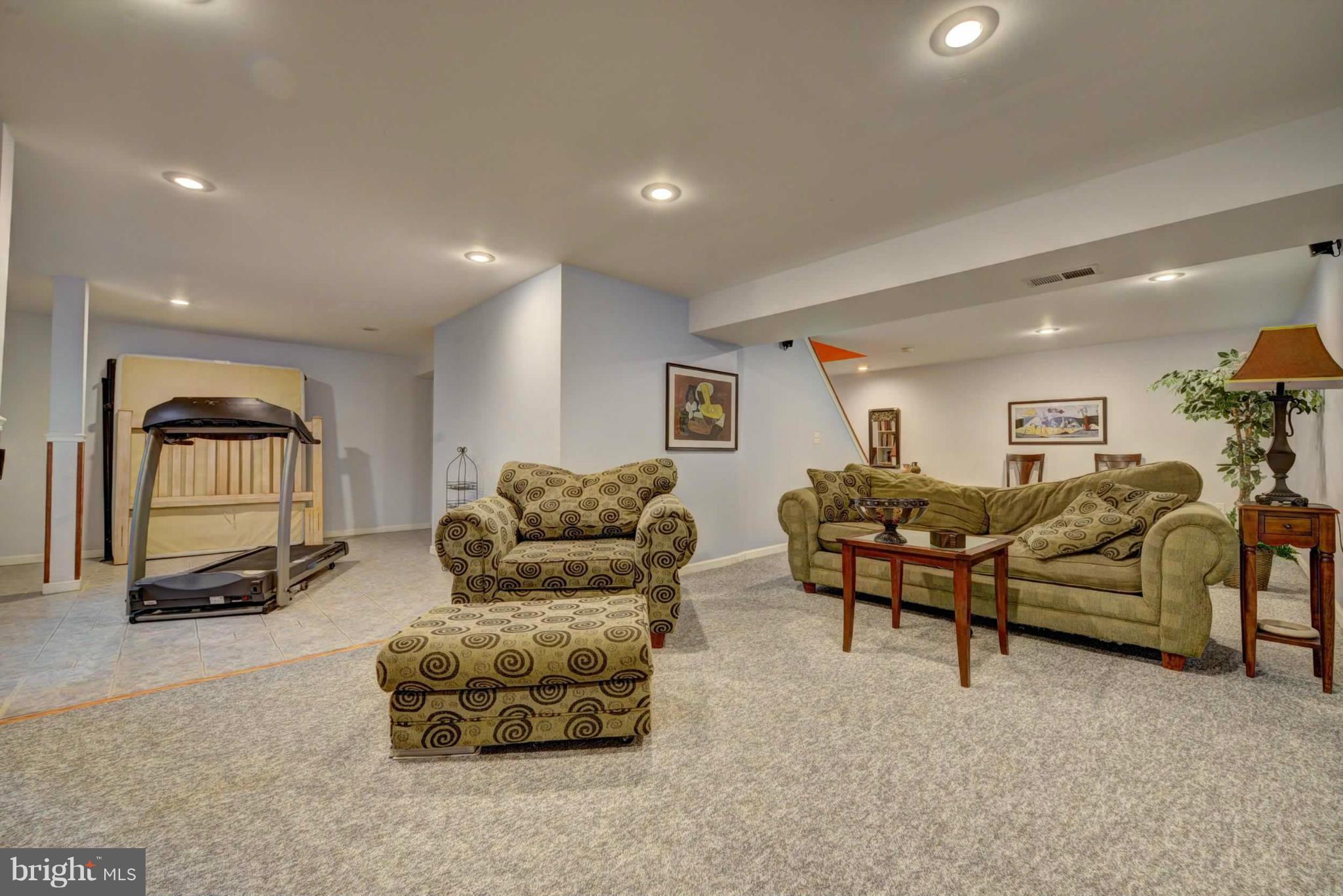 KINGSTOWNE - Residential