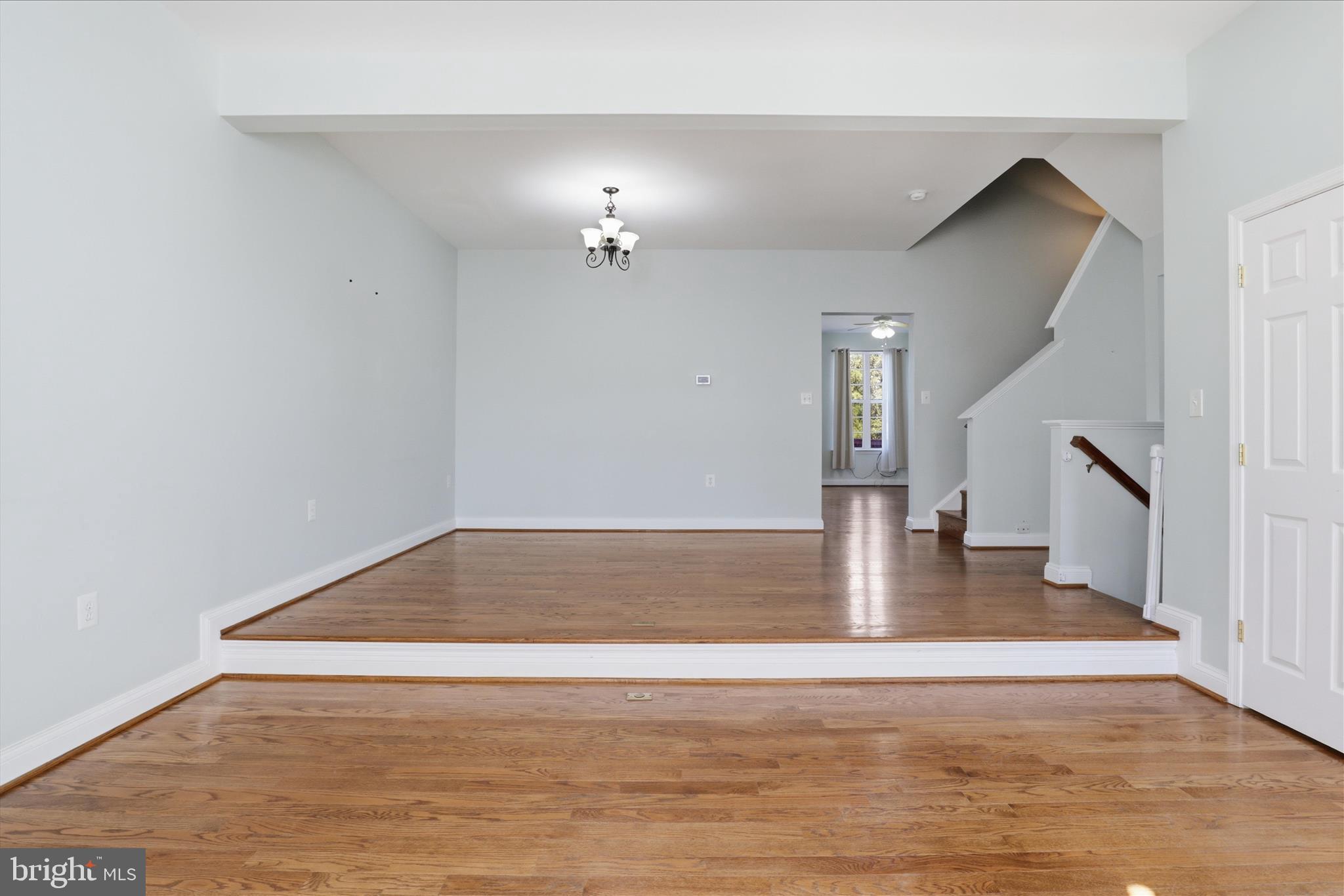POTOMAC CROSSING - Residential
