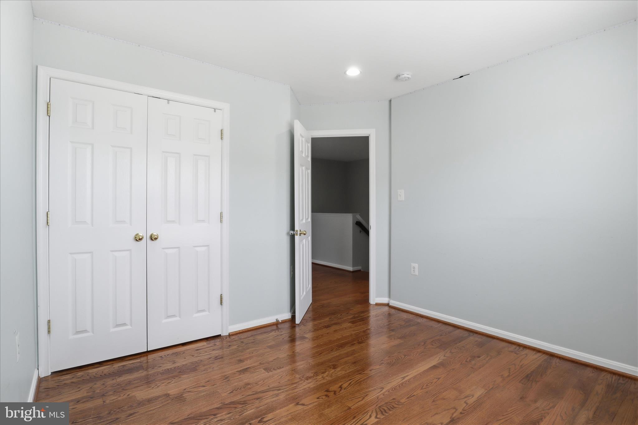 POTOMAC CROSSING - Residential