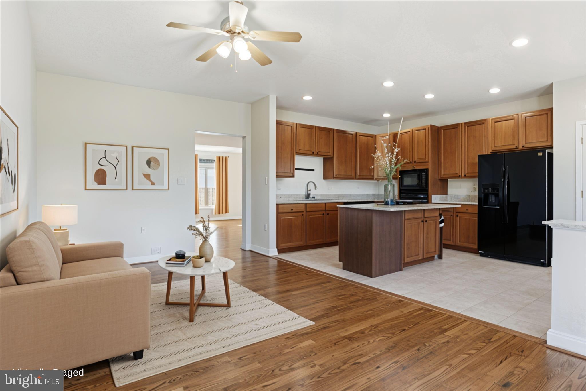 POTOMAC CROSSING - Residential