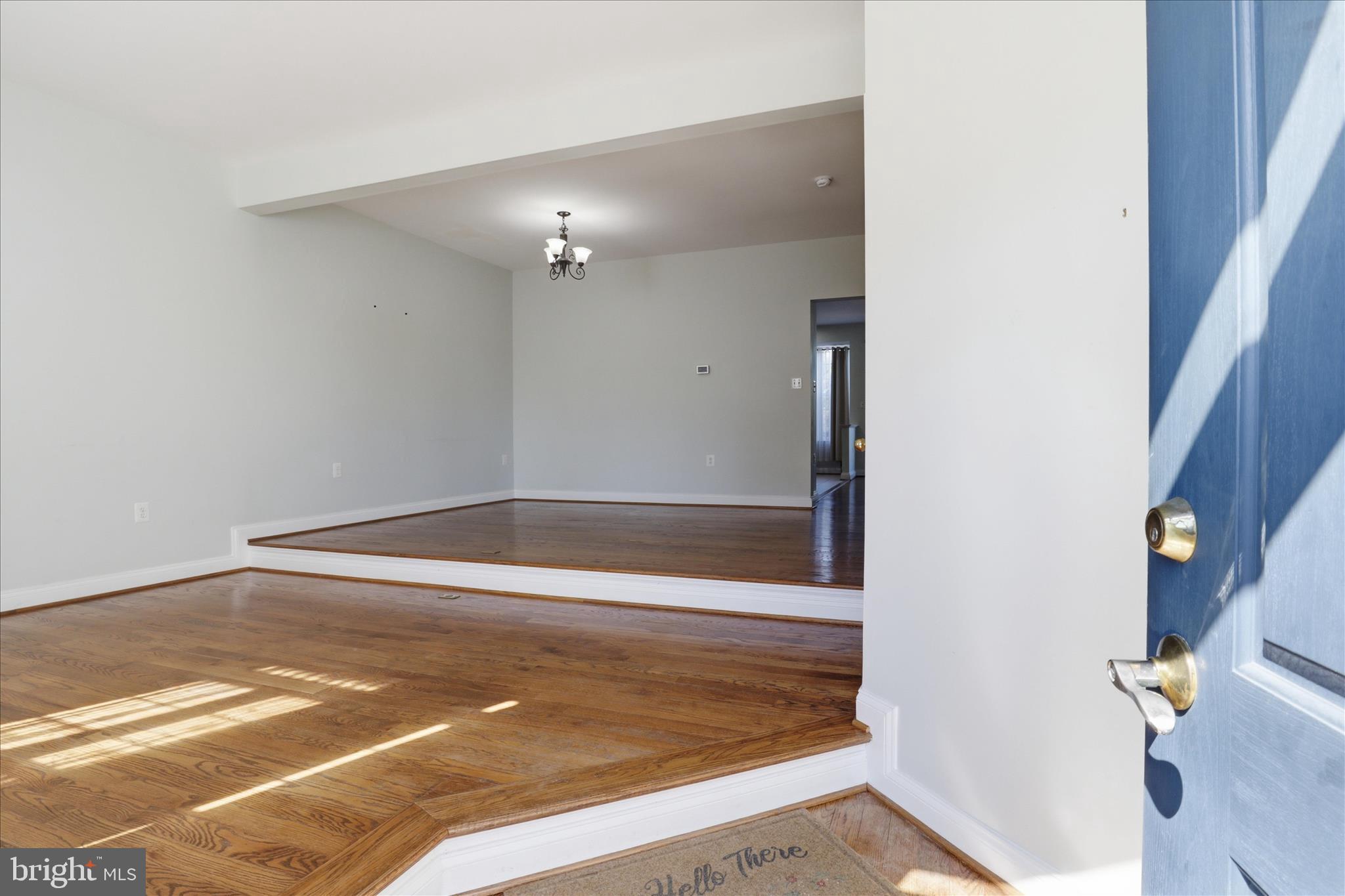 POTOMAC CROSSING - Residential