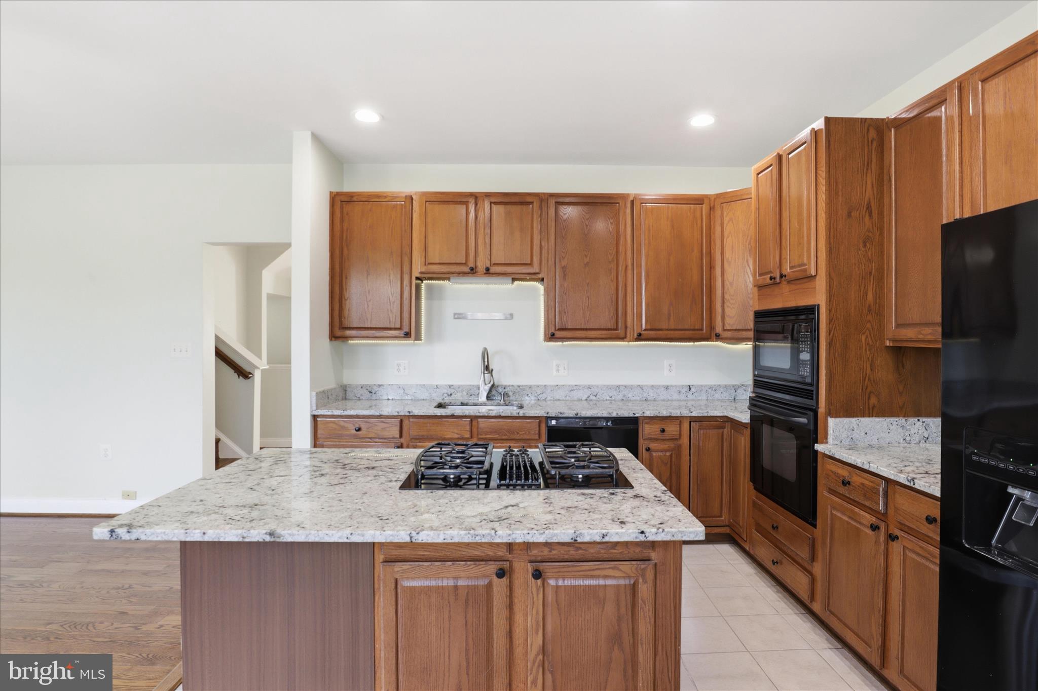 POTOMAC CROSSING - Residential