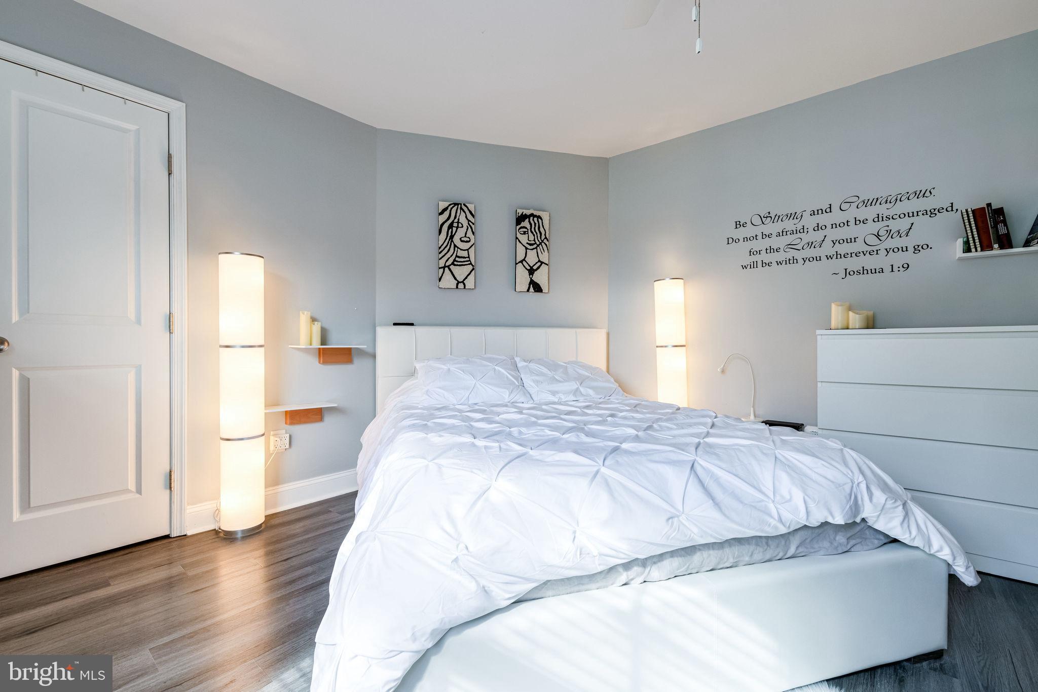 POTOWMACK CROSSING - Residential Lease