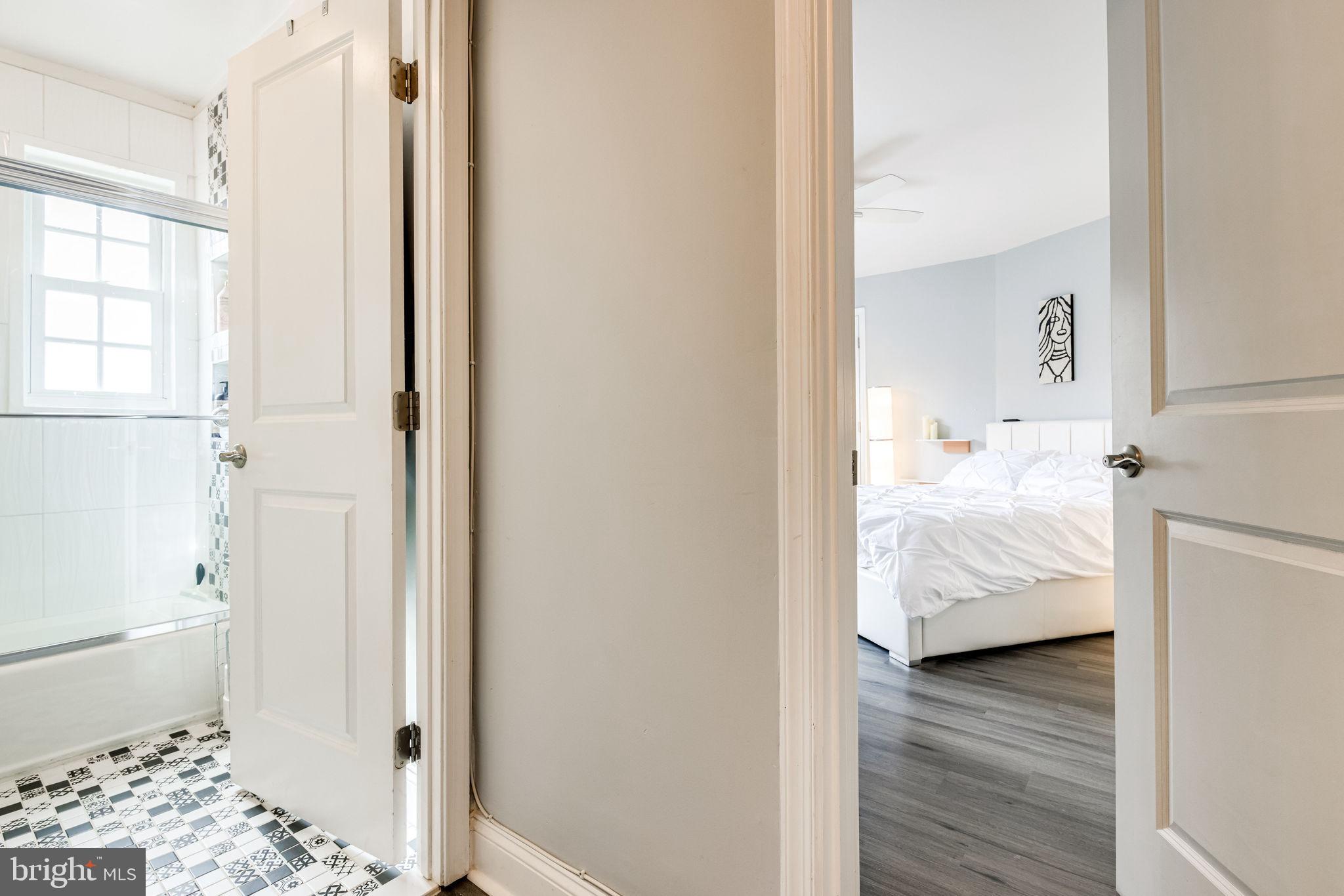 POTOWMACK CROSSING - Residential Lease