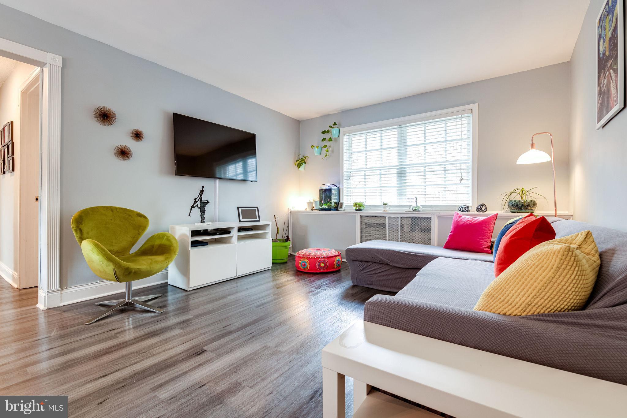 POTOWMACK CROSSING - Residential Lease