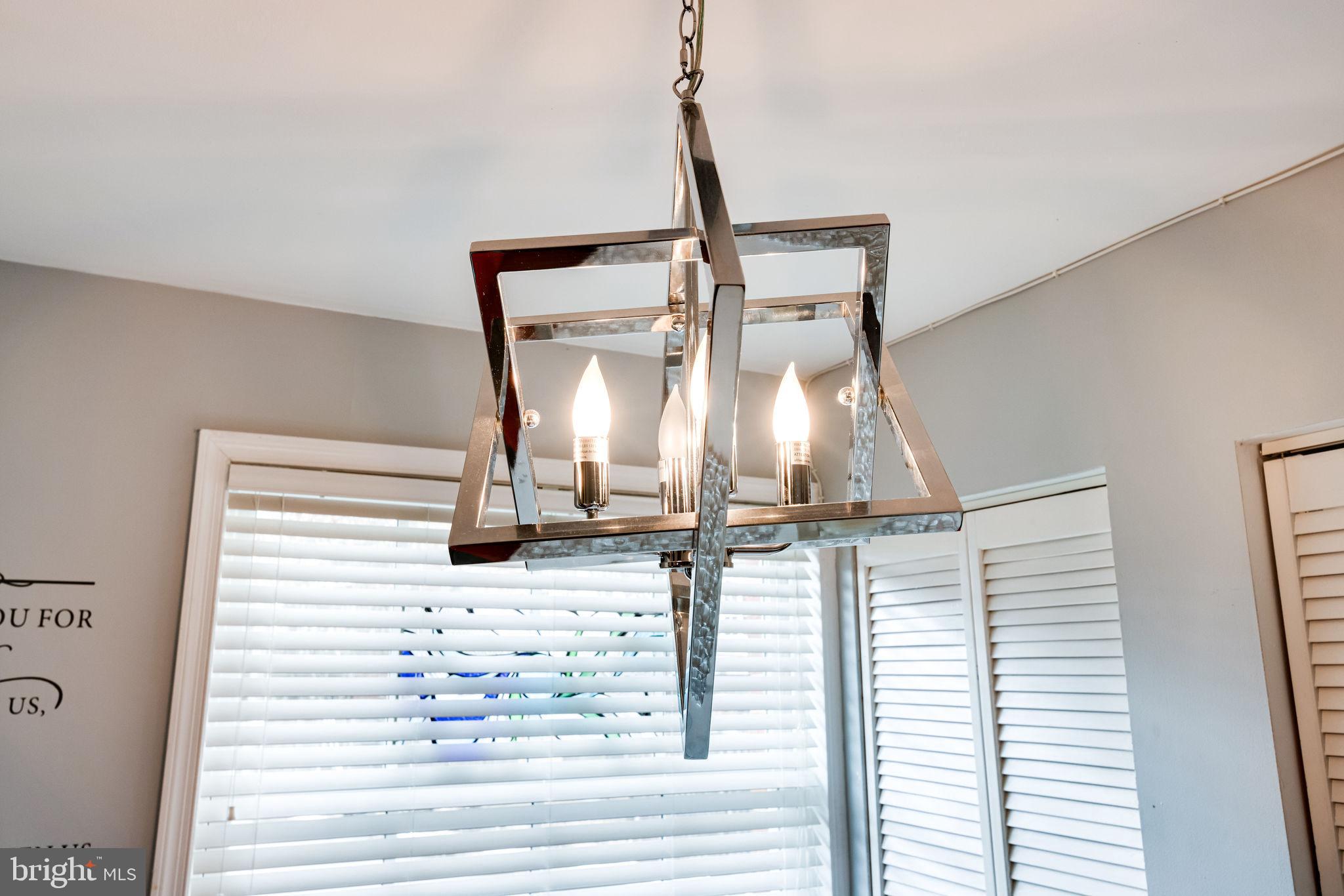 POTOWMACK CROSSING - Residential Lease