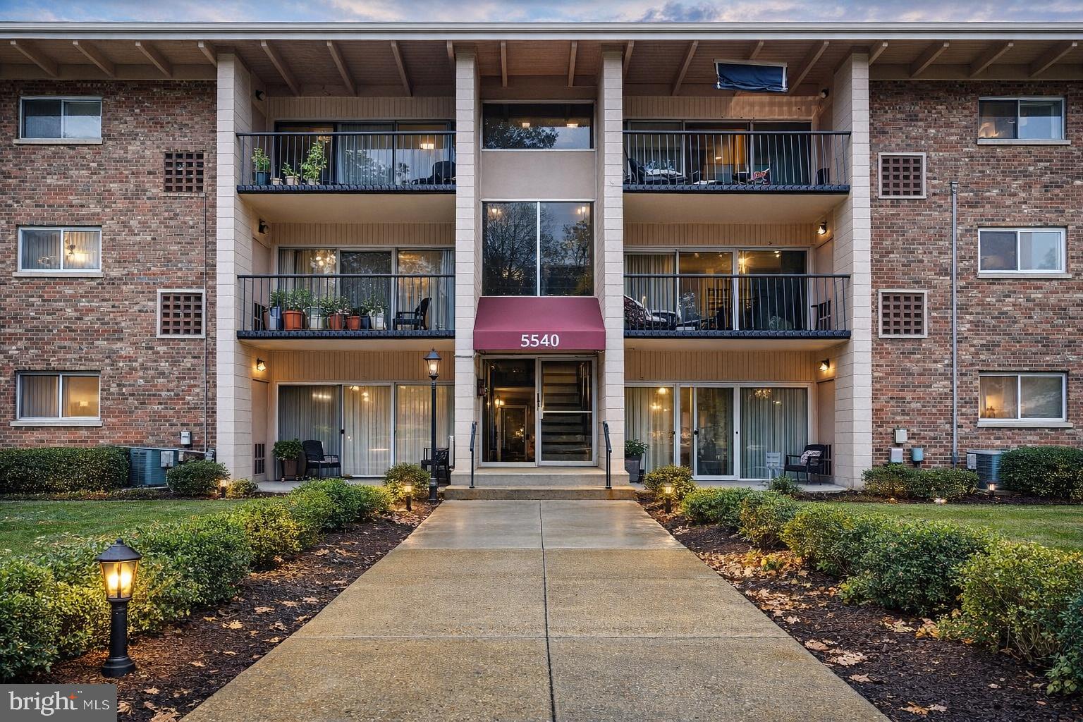 WEST LANHAM - Residential