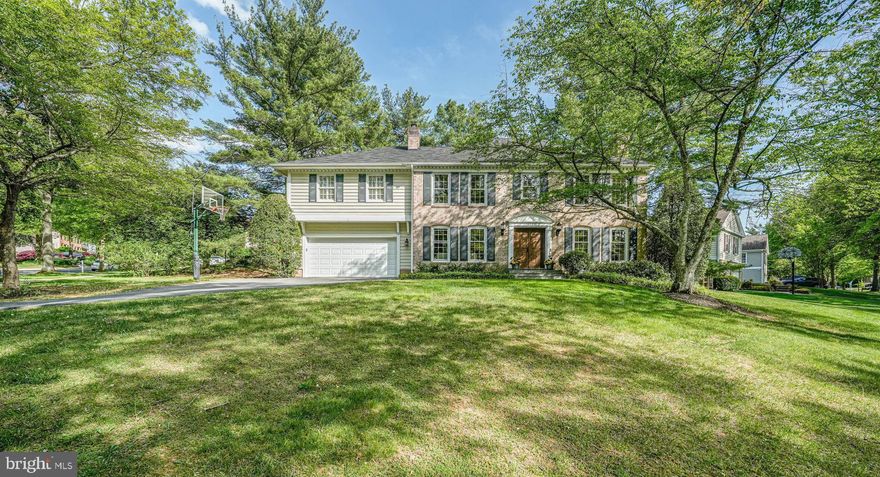 Beautifully updated and expanded, this Center Hall Colonial boasts 5 Bedrooms and 3 Full Baths together on the Upper Level - a rare find! The Grand Kitchen with stainless appliances, including 2 dishwashers,  2 ovens and a warming drawer, has an unbelievable Breakfast Room. The Primary Bedroom Suite has outstanding closet space plus an updated Bathroom with Steam Shower and Heated Floor! The finished Lower Level with Recreation Room and Media Room includes an additional Full Bath. 

*Main Level Study/Homework Room *Custom Mudroom *Upper Level Laundry plus additional Laundry in the Lower Level *3 Fireplaces *2-zone HVAC – the list goes on! 

Don’t miss the North Farm Park, just down the street, with Pickleball & Tennis, Basketball, Playground, and more!