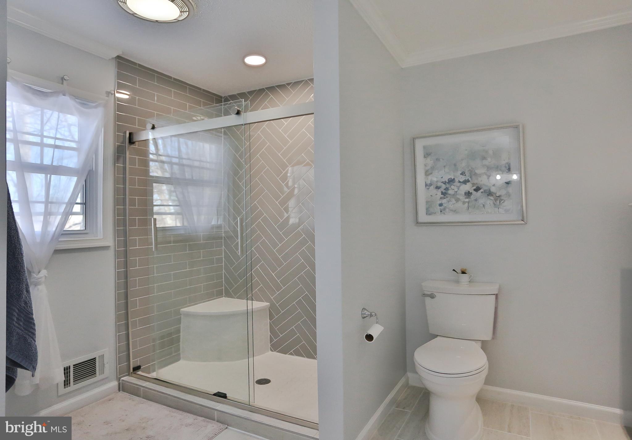 COUNTRY CLUB LAKE - Residential