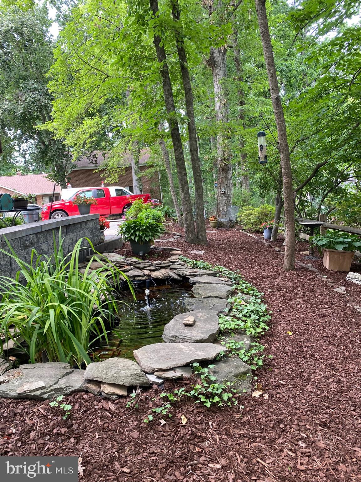 COUNTRY CLUB LAKE - Residential