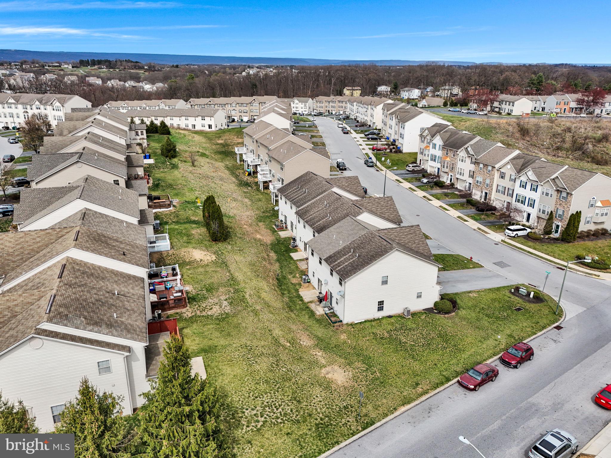 WELLINGTON MANOR - Residential