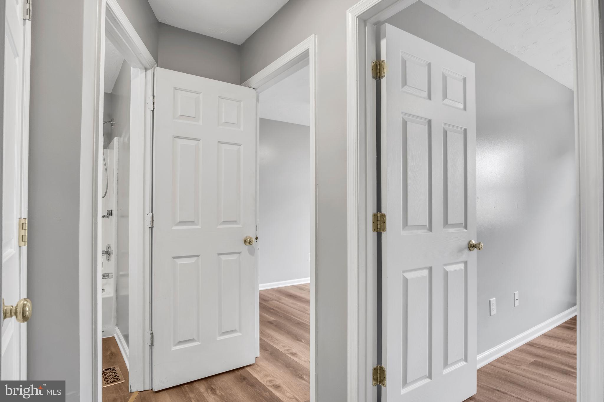 WELLINGTON MANOR - Residential