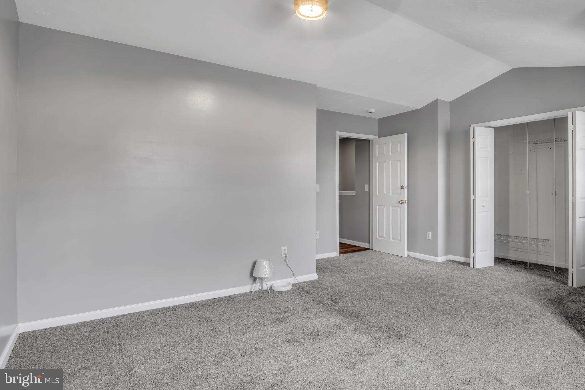 WELLINGTON MANOR - Residential