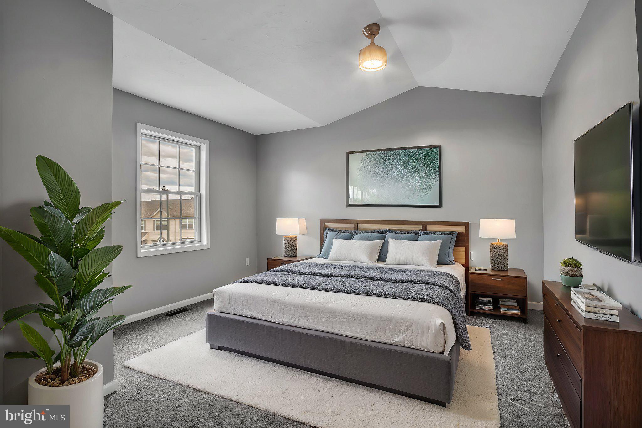 WELLINGTON MANOR - Residential