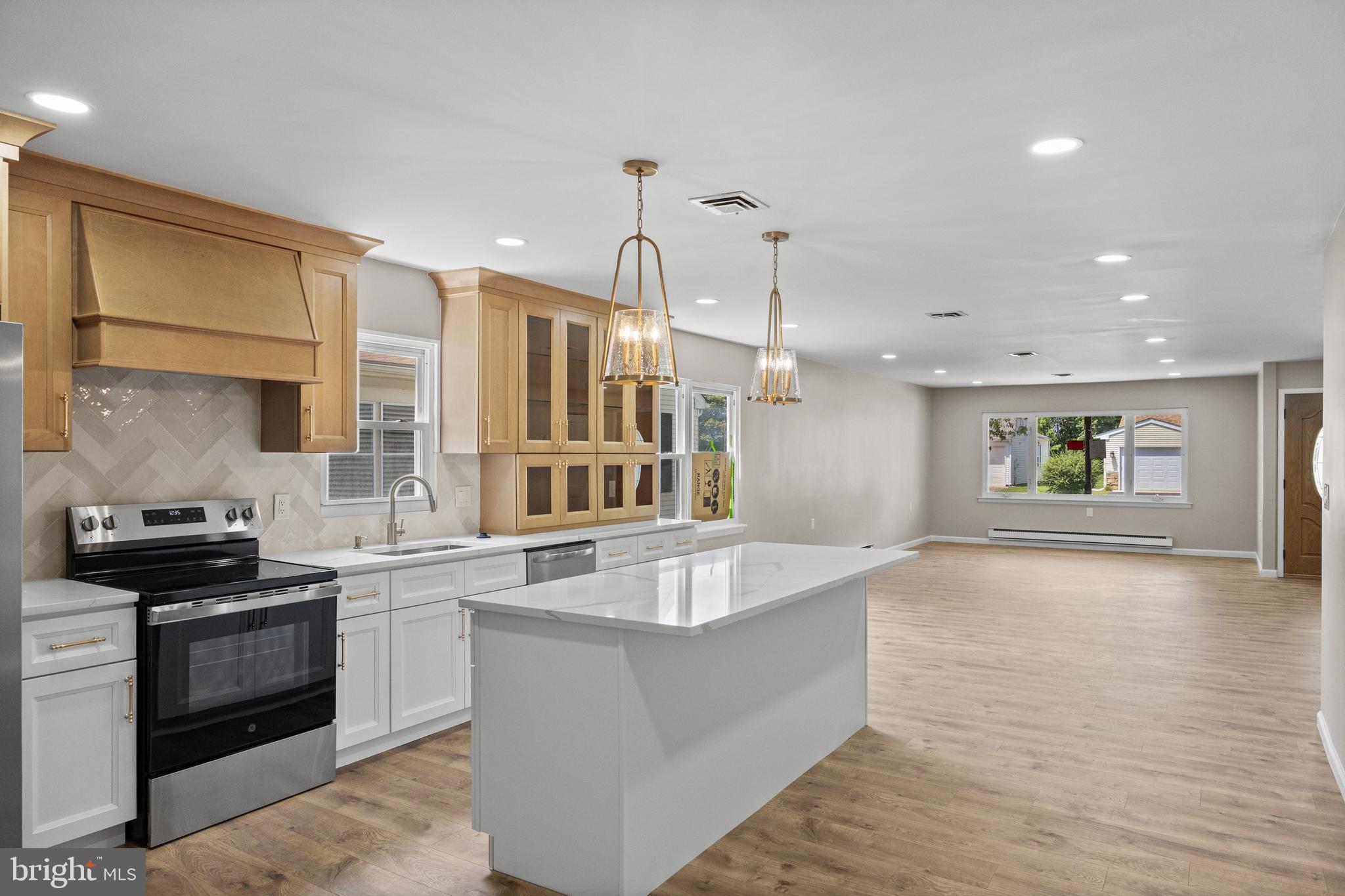 LEISURETOWNE - Residential