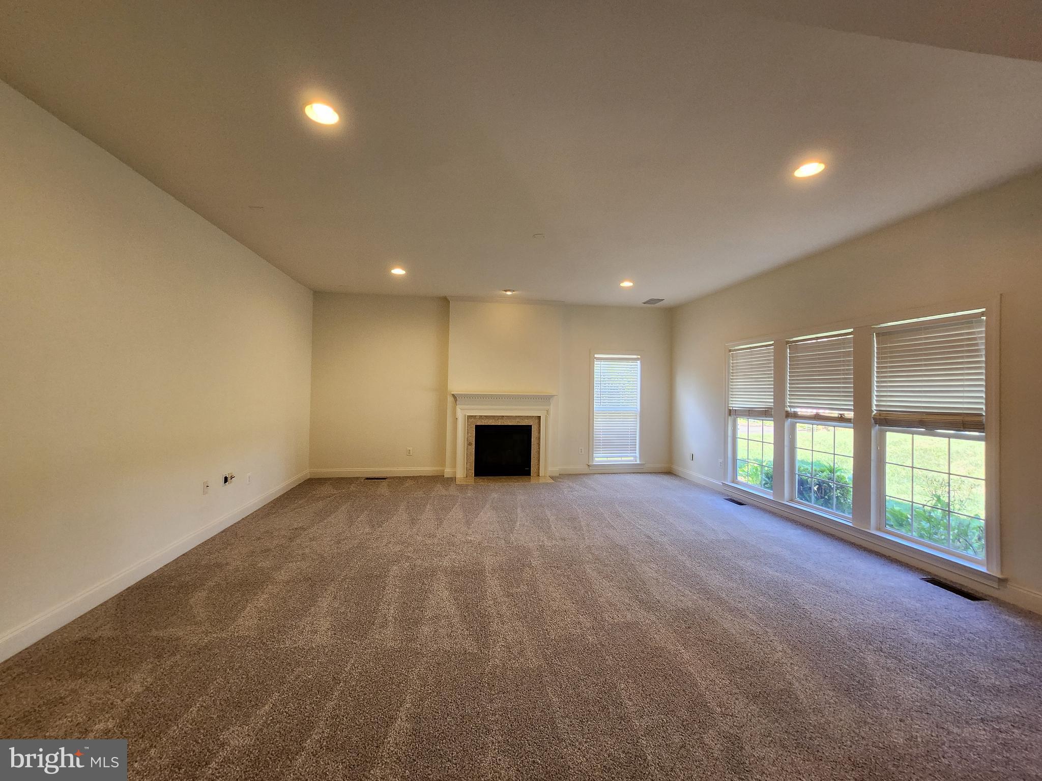 MADISON GROVE - Residential Lease