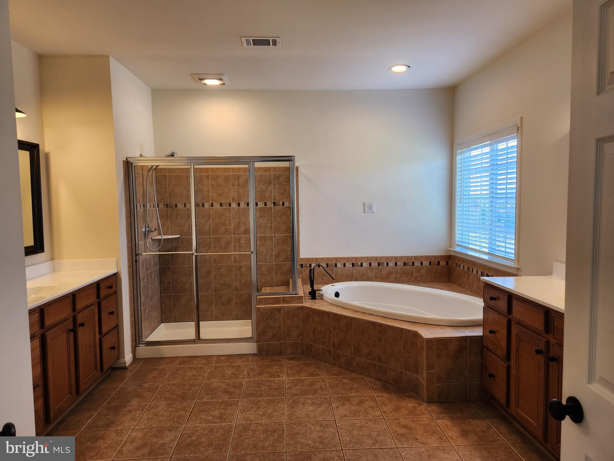 MADISON GROVE - Residential Lease