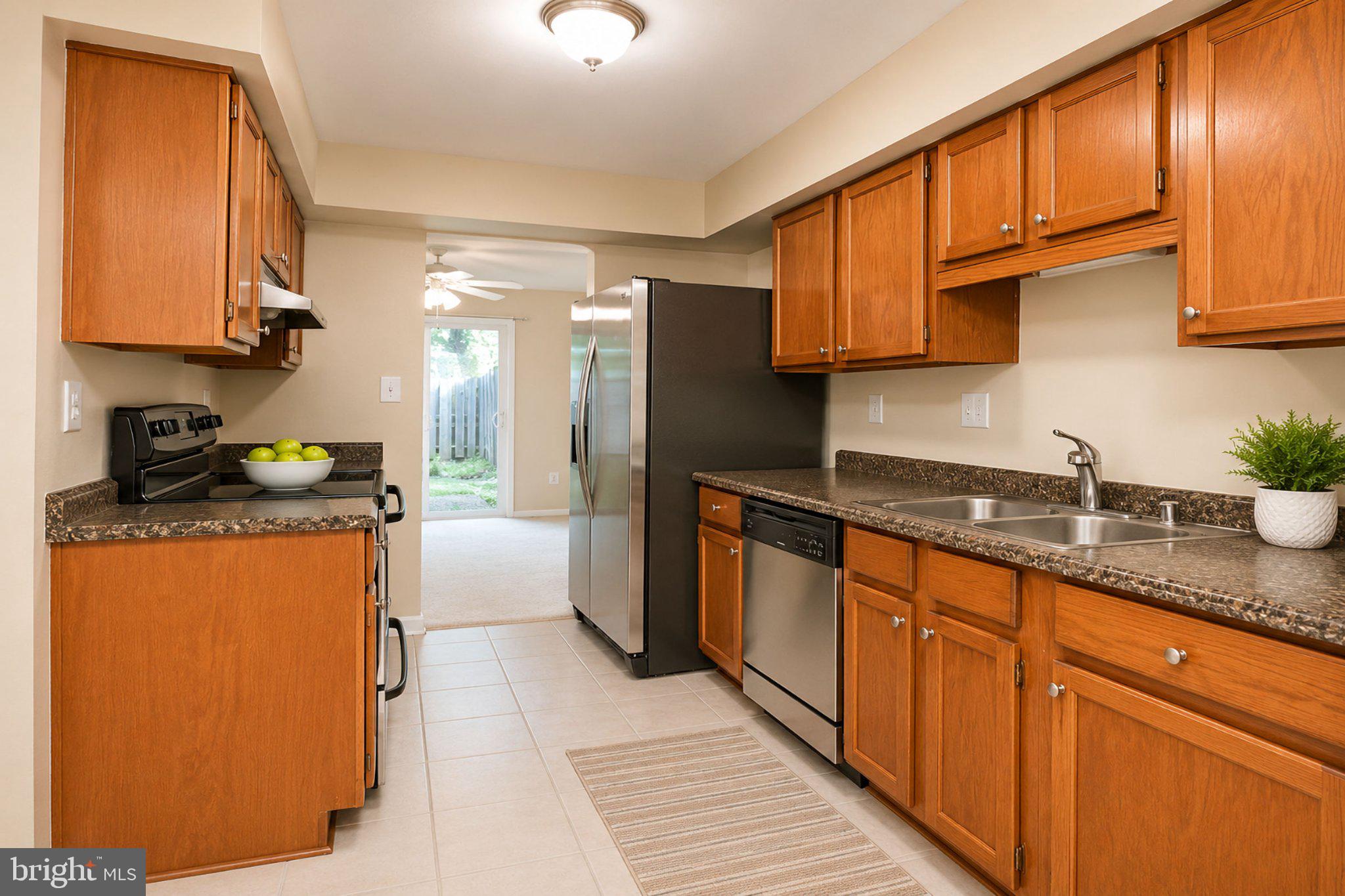 3176 VANDERBILT COURT