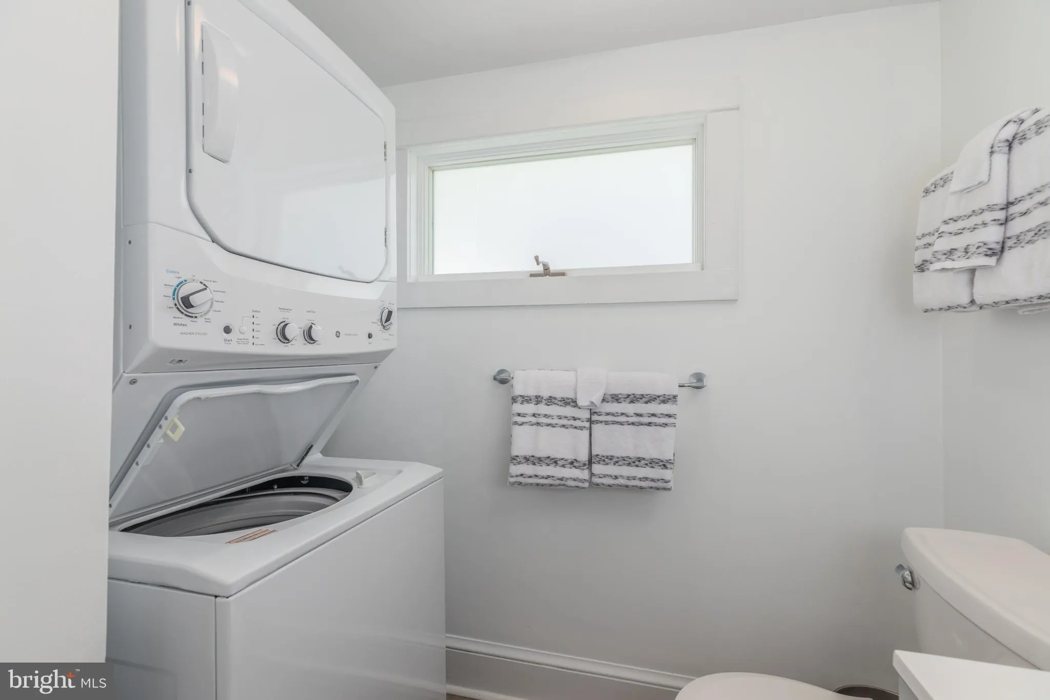 Ocean View, Delaware 19970, United States, 4 Bedrooms Bedrooms, ,2 BathroomsBathrooms,Residential,Active,214929