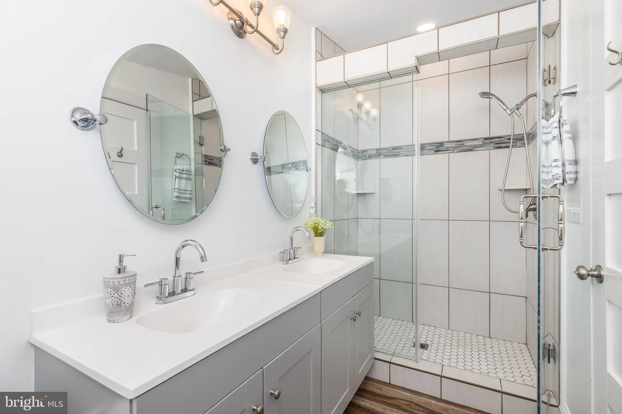 Ocean View, Delaware 19970, United States, 4 Bedrooms Bedrooms, ,2 BathroomsBathrooms,Residential,Active,214929