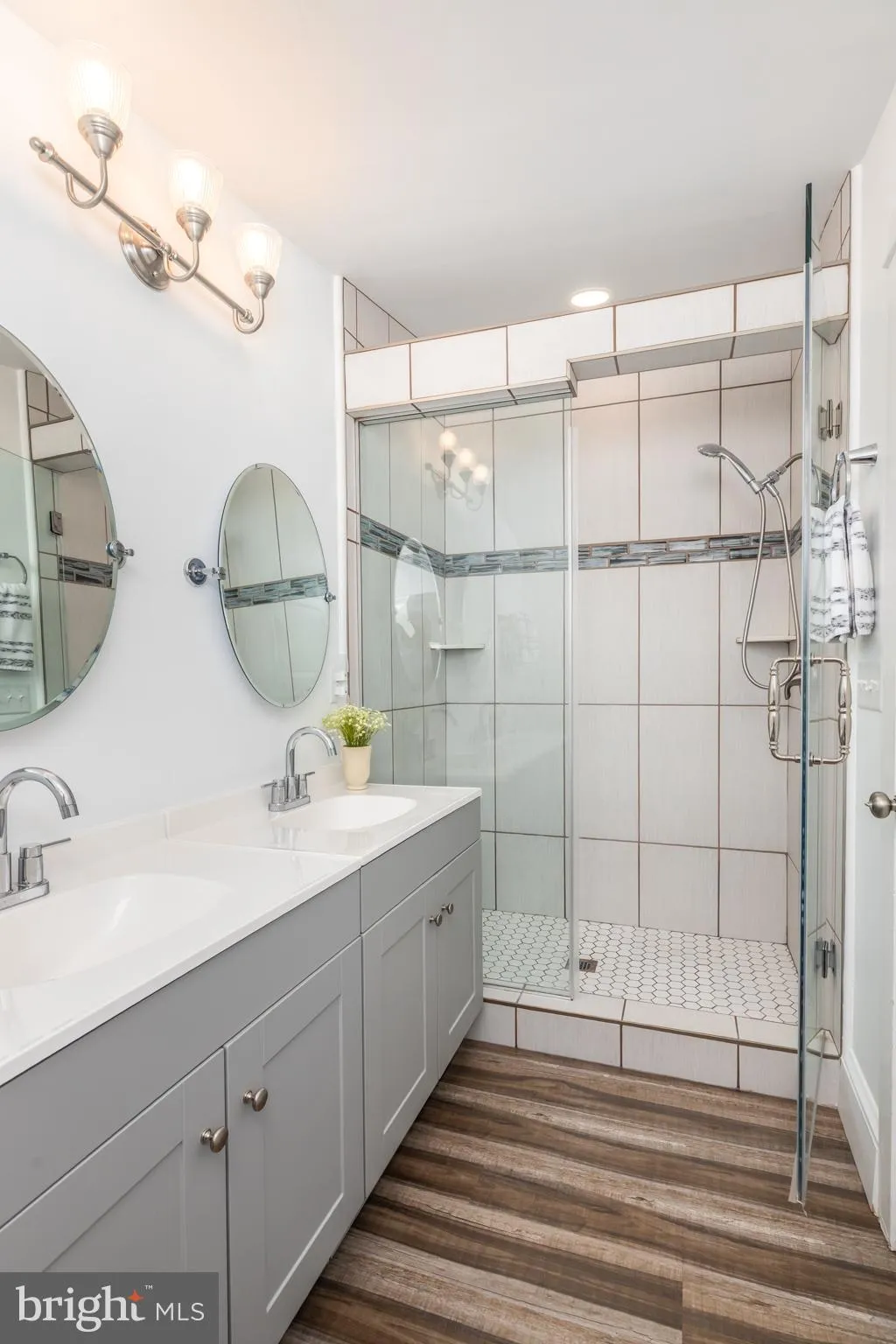 Ocean View, Delaware 19970, United States, 4 Bedrooms Bedrooms, ,2 BathroomsBathrooms,Residential,Active,214929