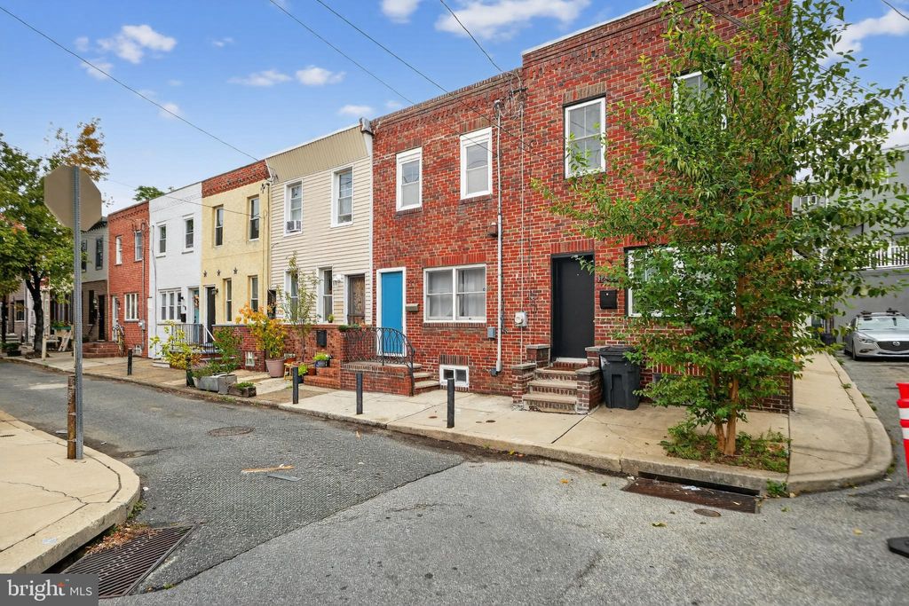 Photo of 1631 S Beulah Street, PHILADELPHIA, PA 19148 (MLS # PAPH2541578)