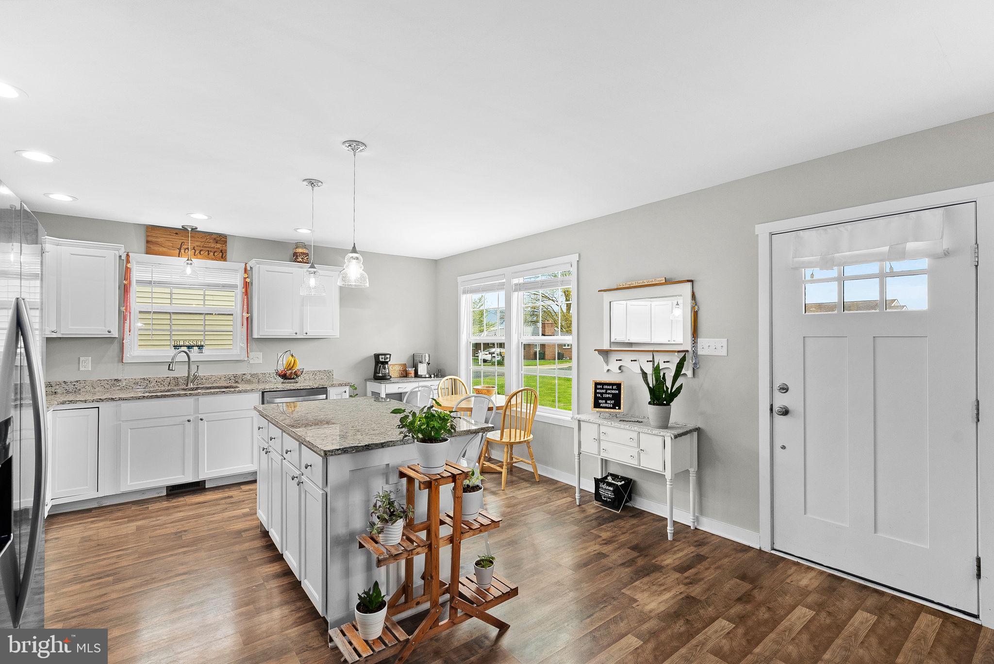 ASHBY MT. JACKSON - Residential