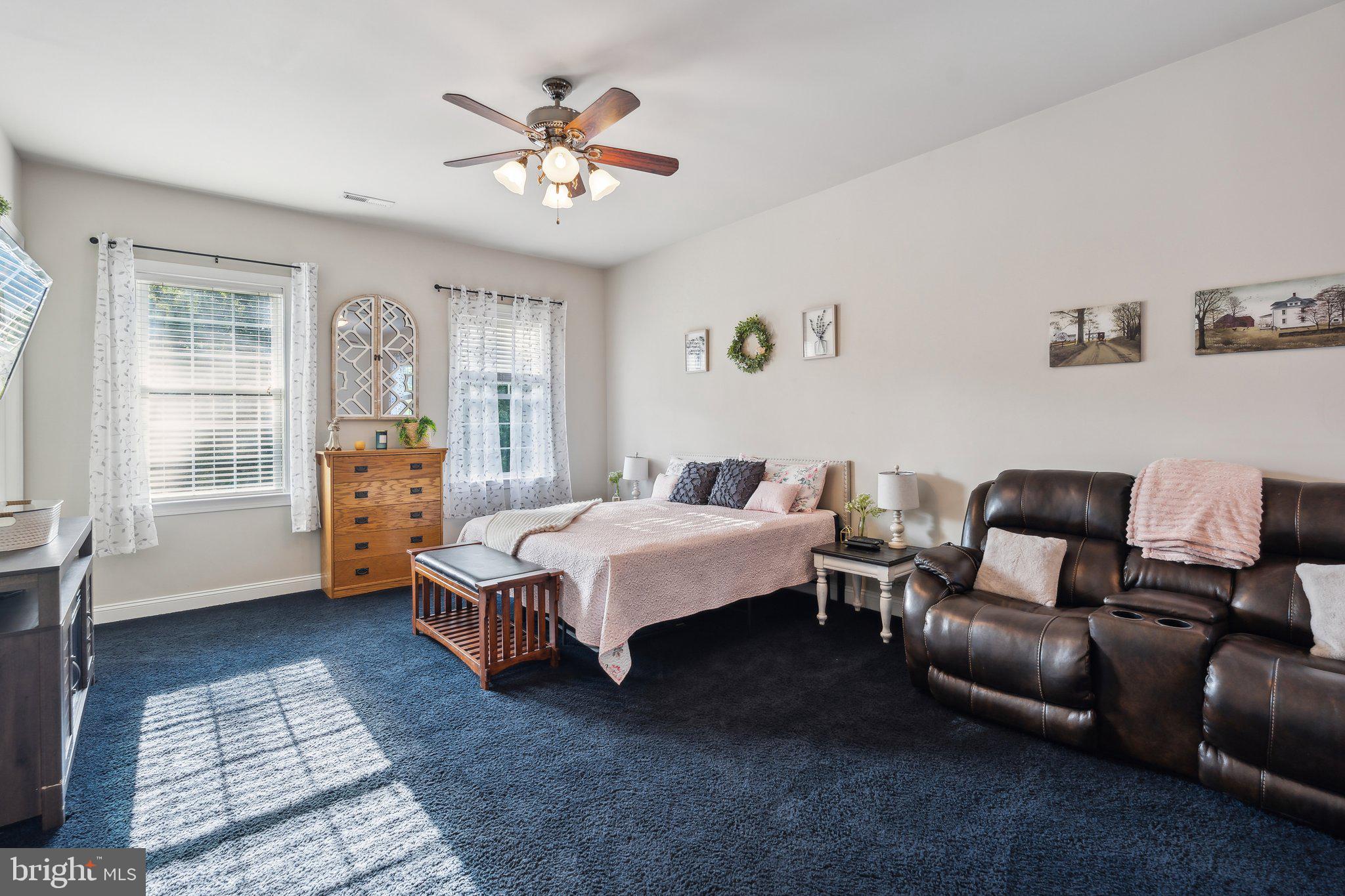 ESTATES OF HARTWOOD - Residential