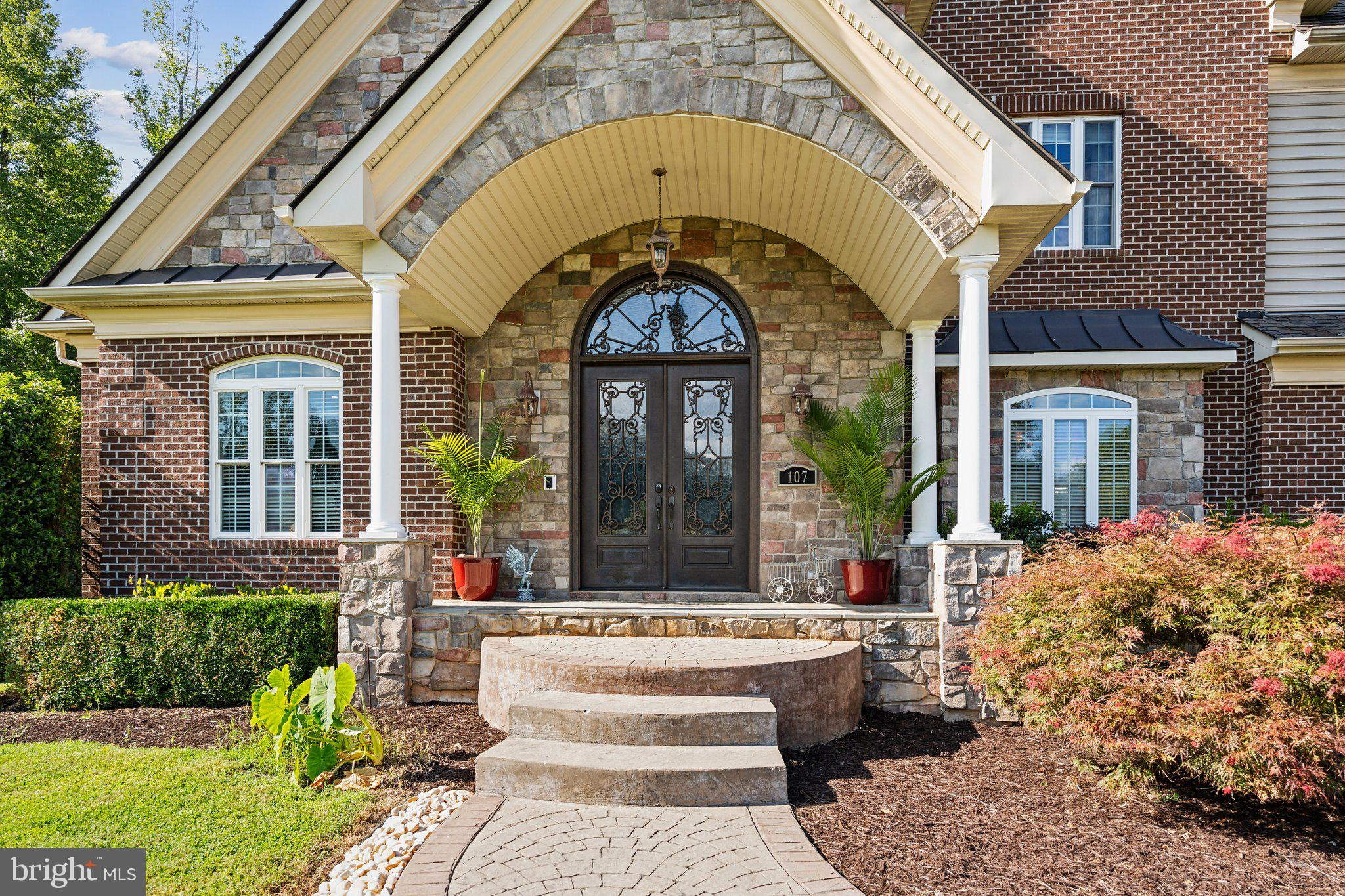 ESTATES OF HARTWOOD - Residential