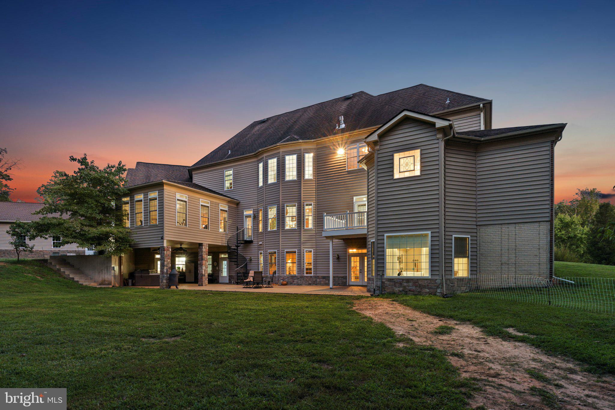 ESTATES OF HARTWOOD - Residential