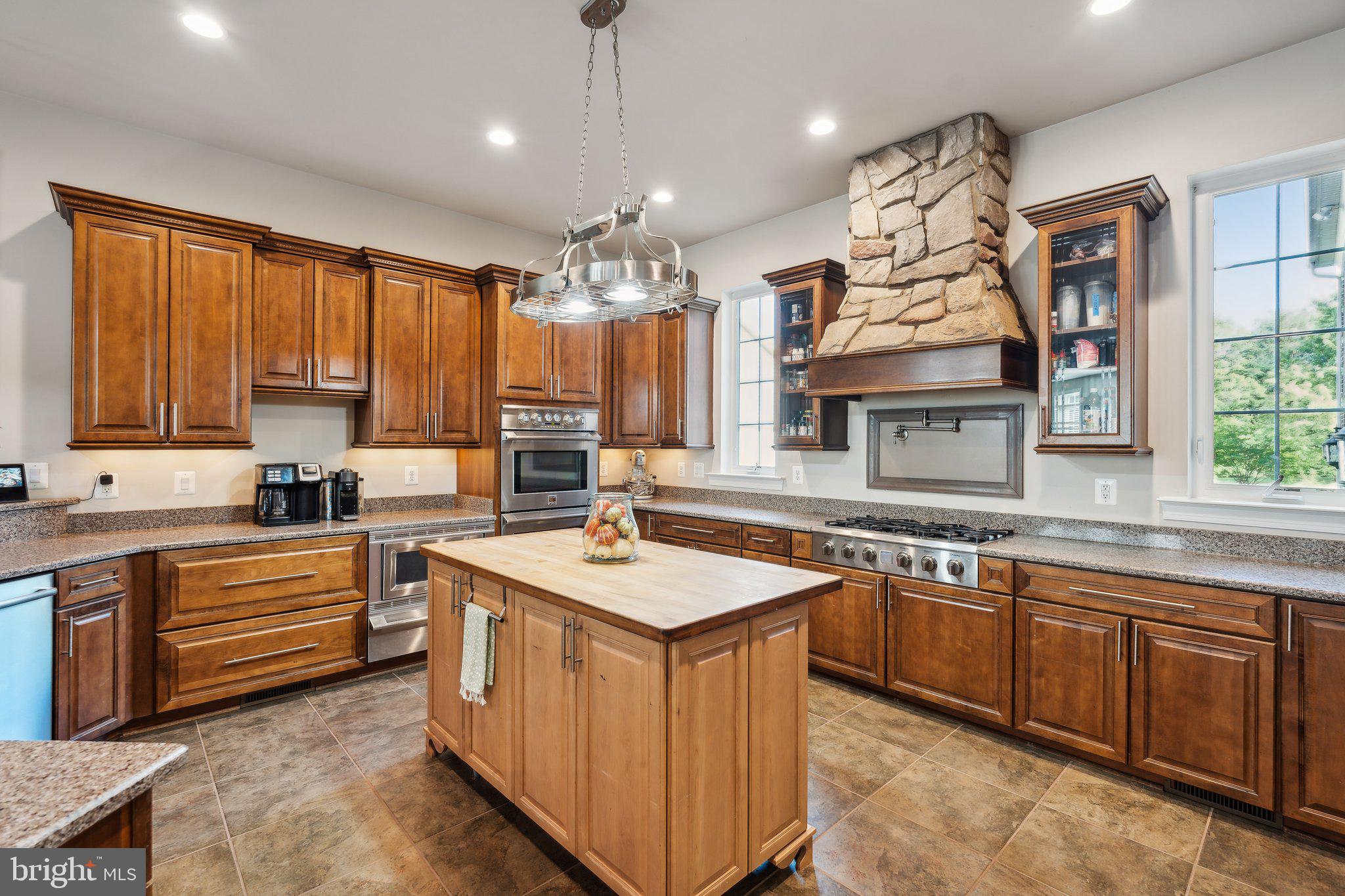 ESTATES OF HARTWOOD - Residential