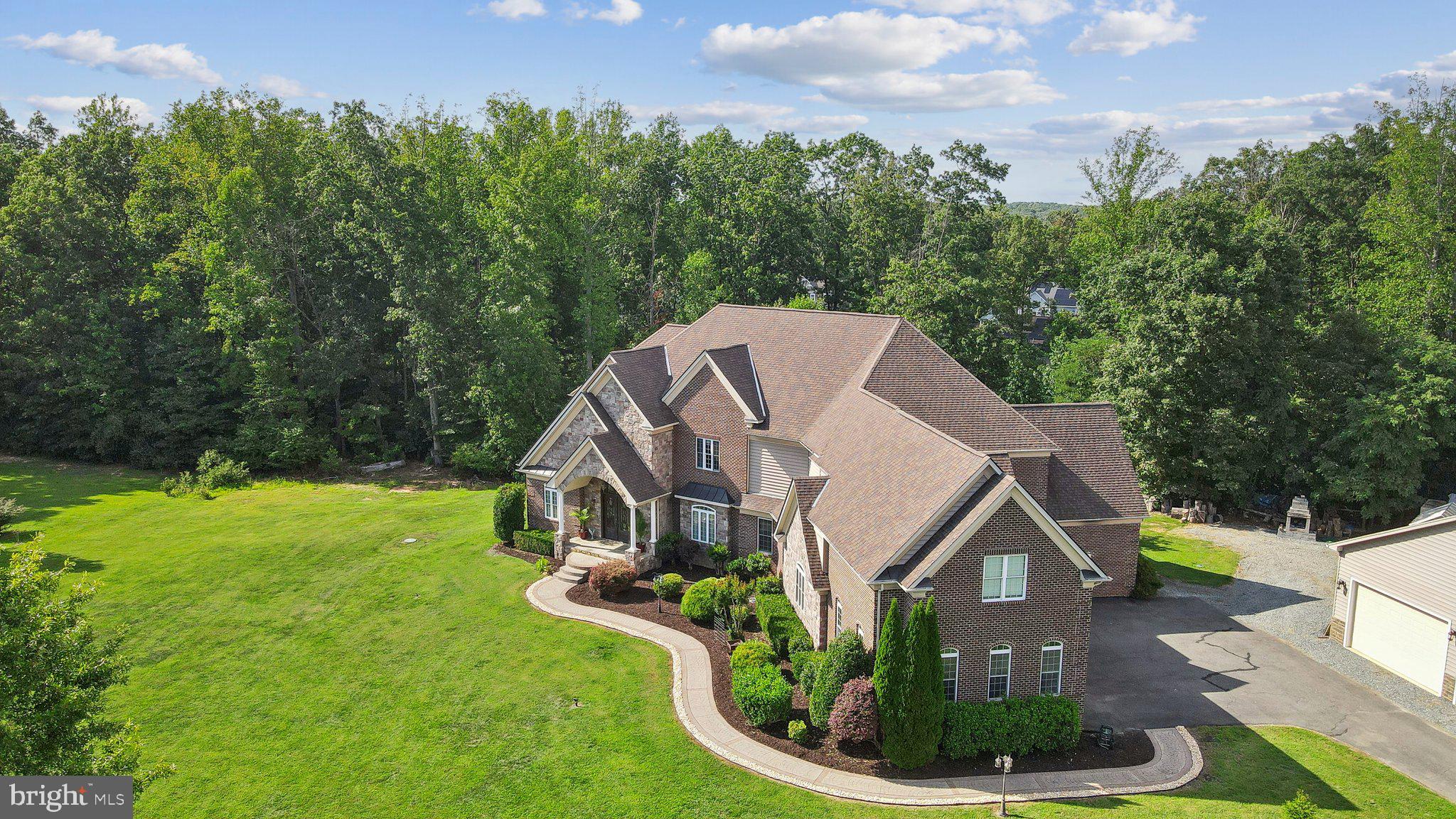 ESTATES OF HARTWOOD - Residential