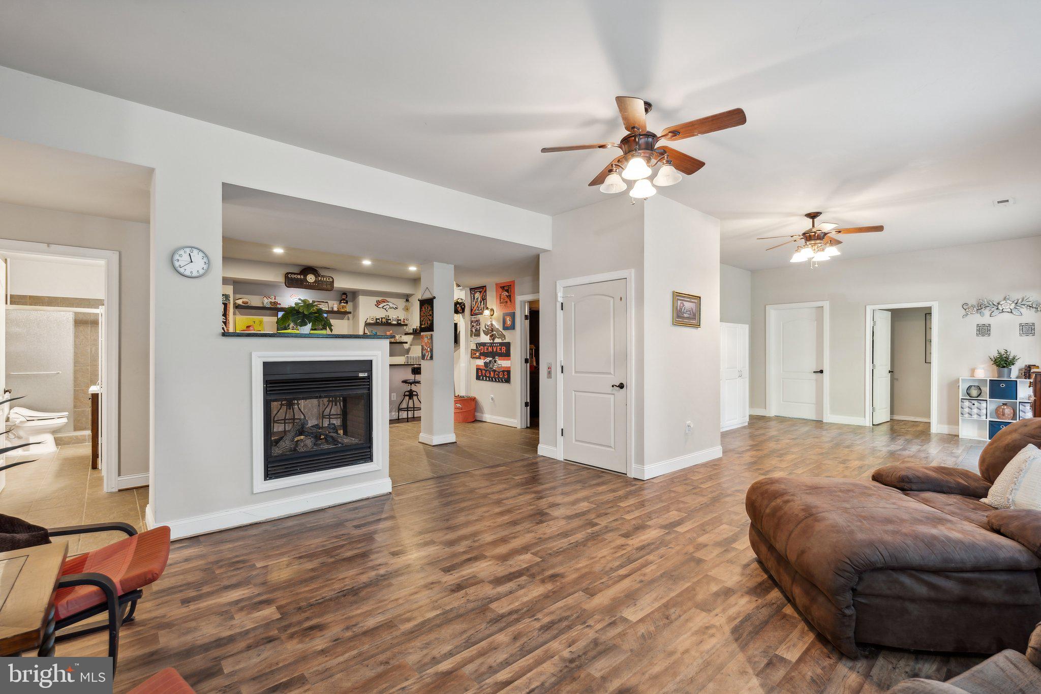 ESTATES OF HARTWOOD - Residential