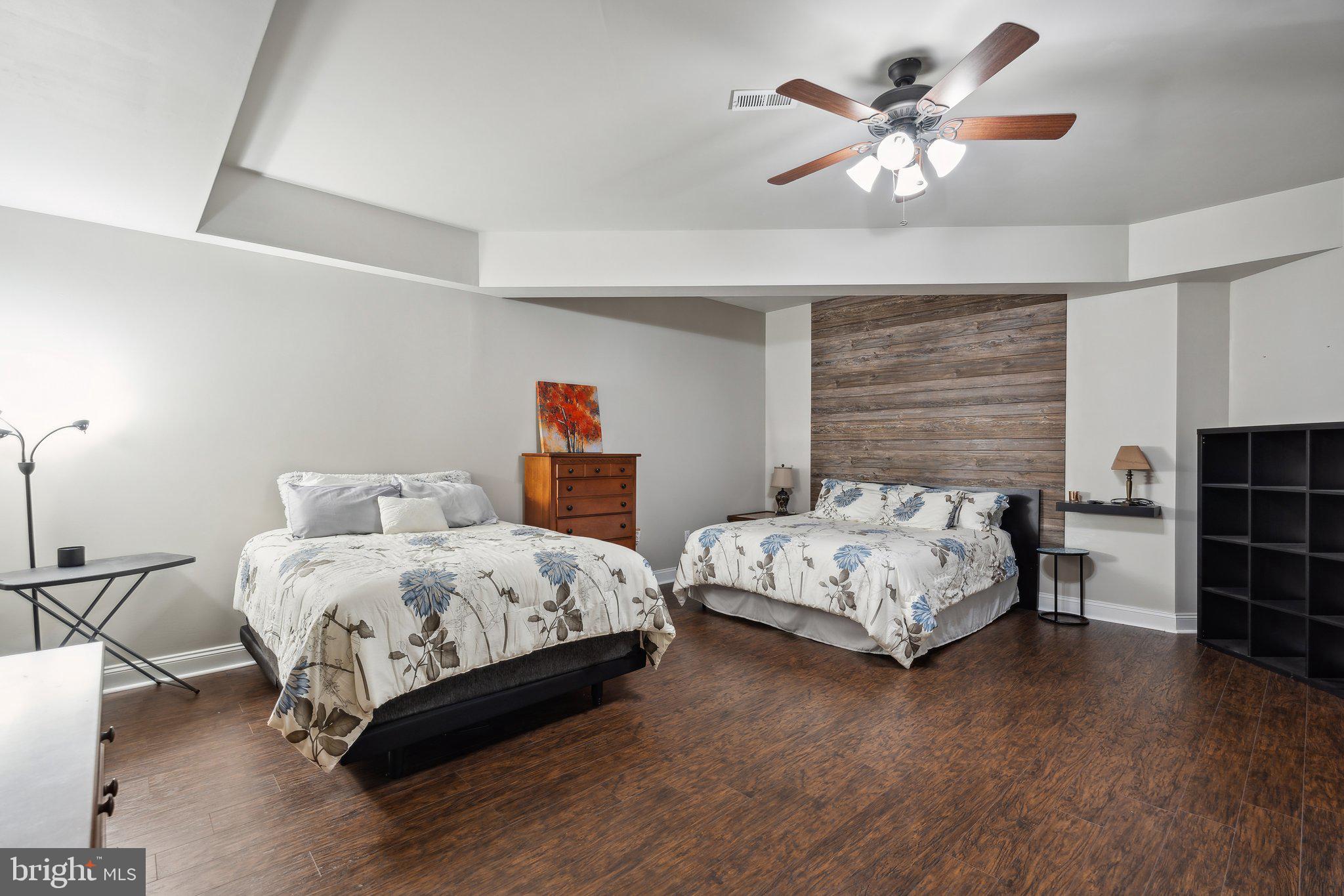 ESTATES OF HARTWOOD - Residential