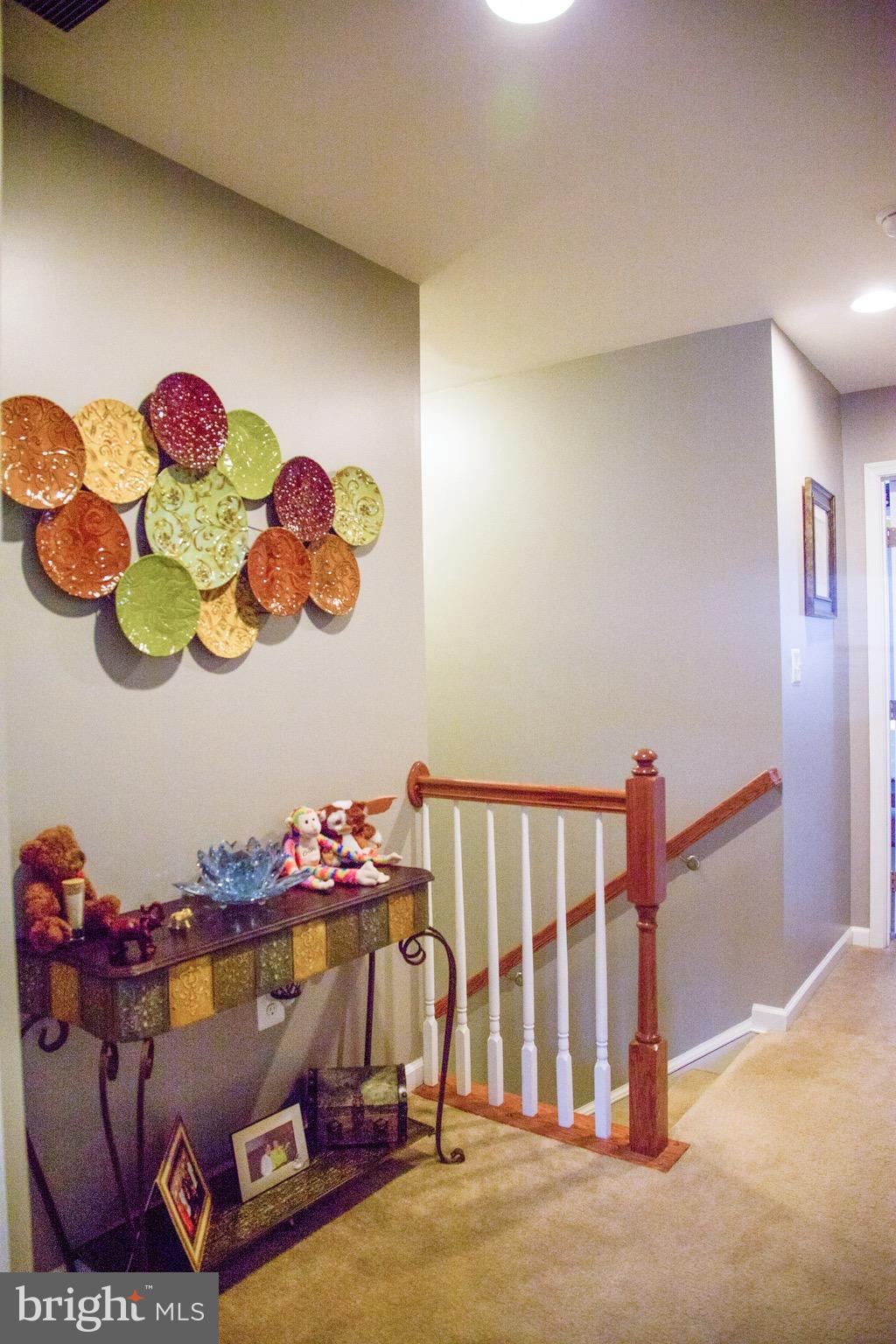 LAFAYETTE CROSSING - Residential