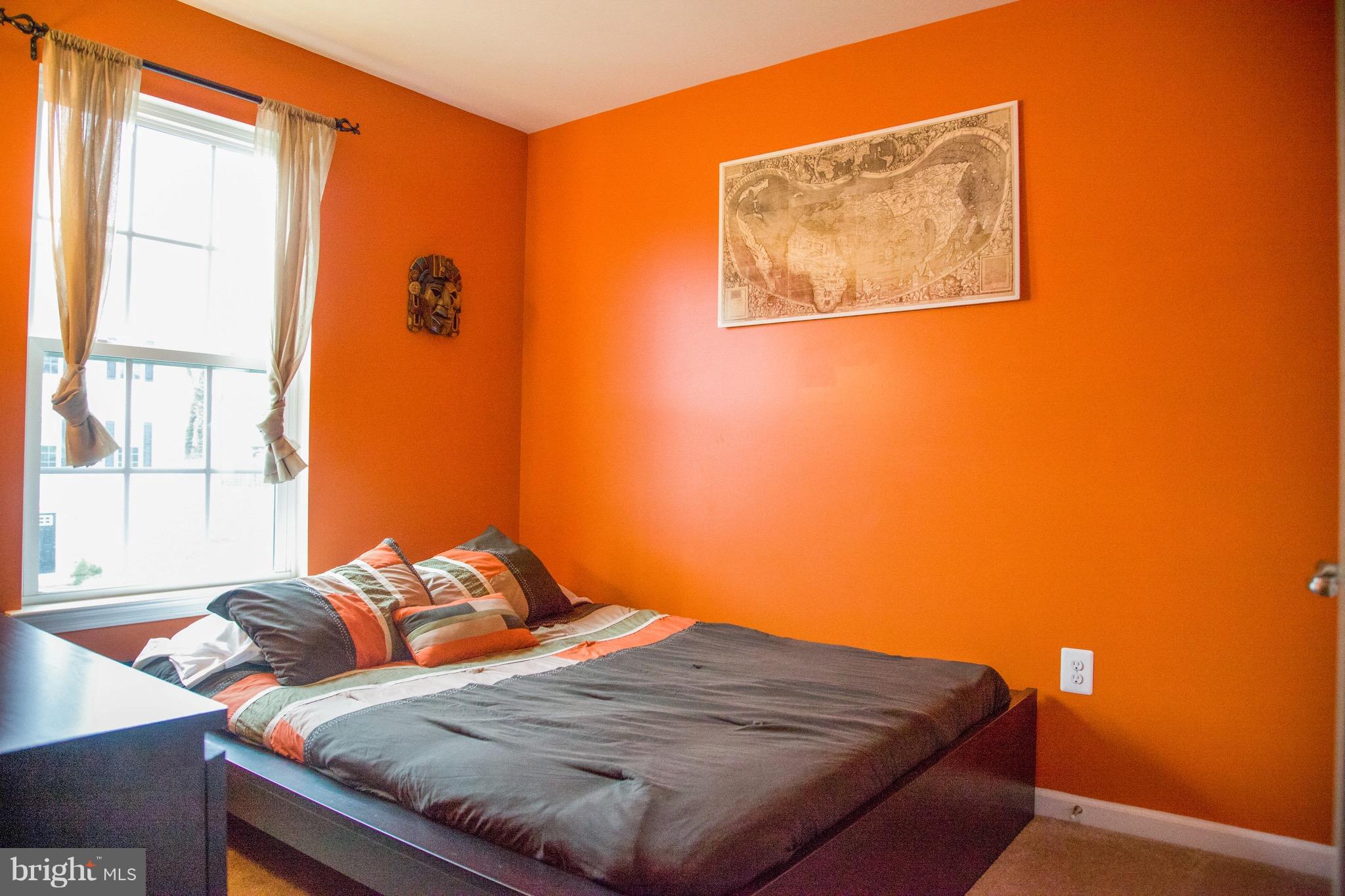 LAFAYETTE CROSSING - Residential